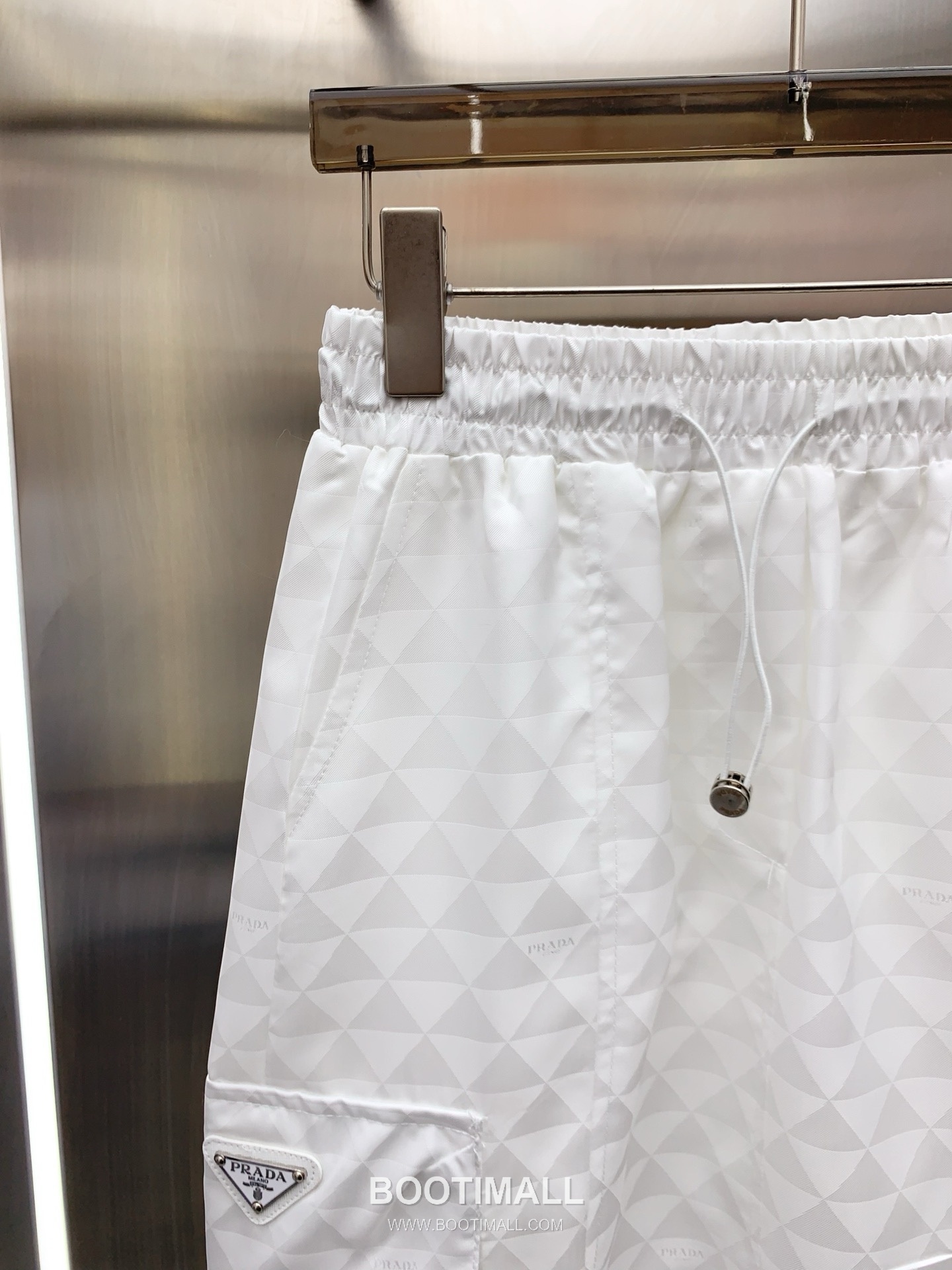 Prada SS26 Re-Nylon Hooded Jacket & Skirt Set 프라다 리나일론 후드 재킷 앤 스커트 세트 12