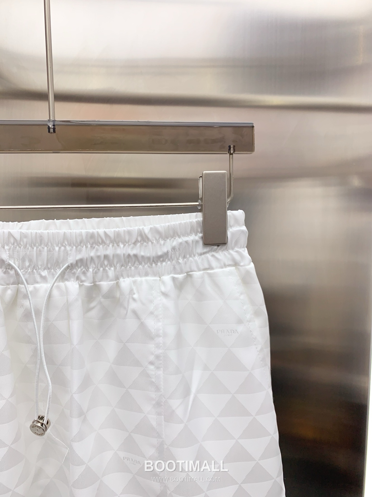 Prada SS26 Re-Nylon Hooded Jacket & Skirt Set 프라다 리나일론 후드 재킷 앤 스커트 세트 13