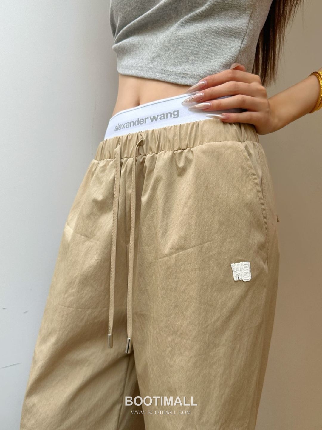 Alexander Wang SS26 Logo Tape Cargo Drawstring Pants 알렉산더왕 로고 테이프 카고 드로우스트링 팬츠 9