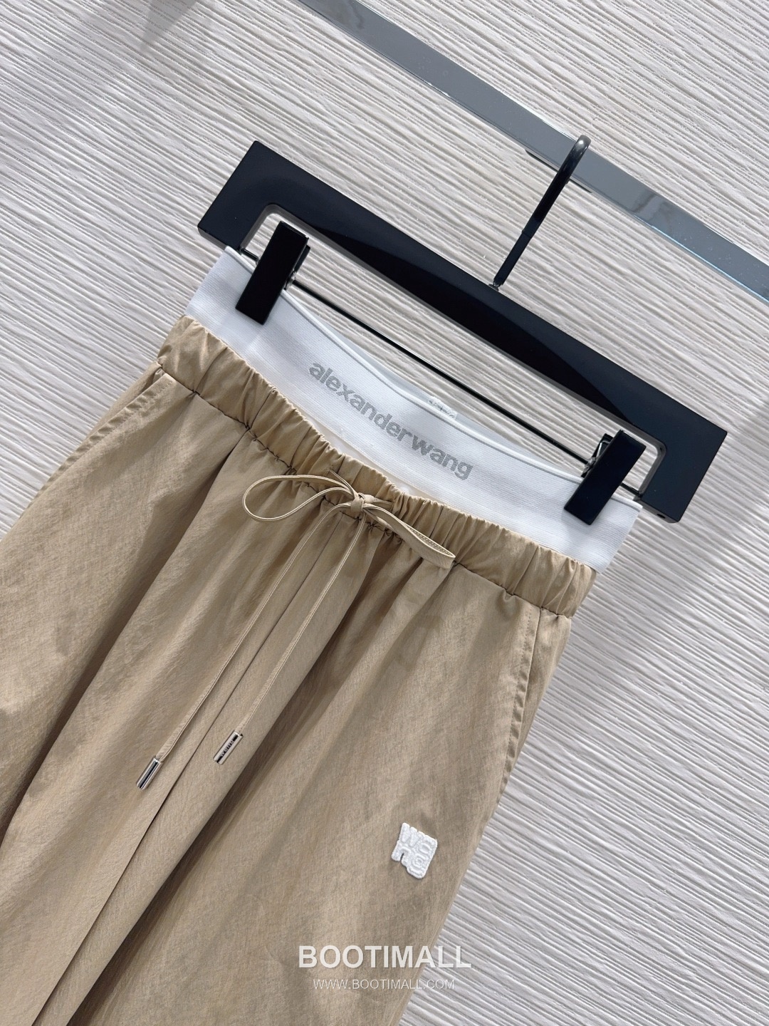 Alexander Wang SS26 Logo Tape Cargo Drawstring Pants 알렉산더왕 로고 테이프 카고 드로우스트링 팬츠 11