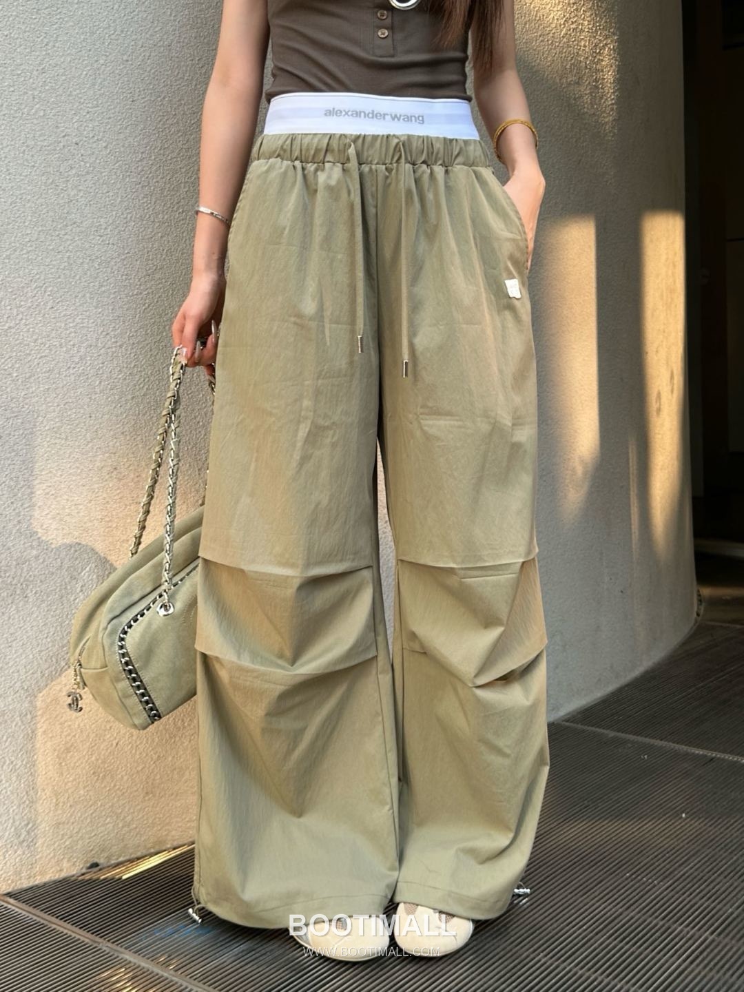 Alexander Wang SS26 Logo Tape Cargo Drawstring Pants 알렉산더왕 로고 테이프 카고 드로우스트링 팬츠 8