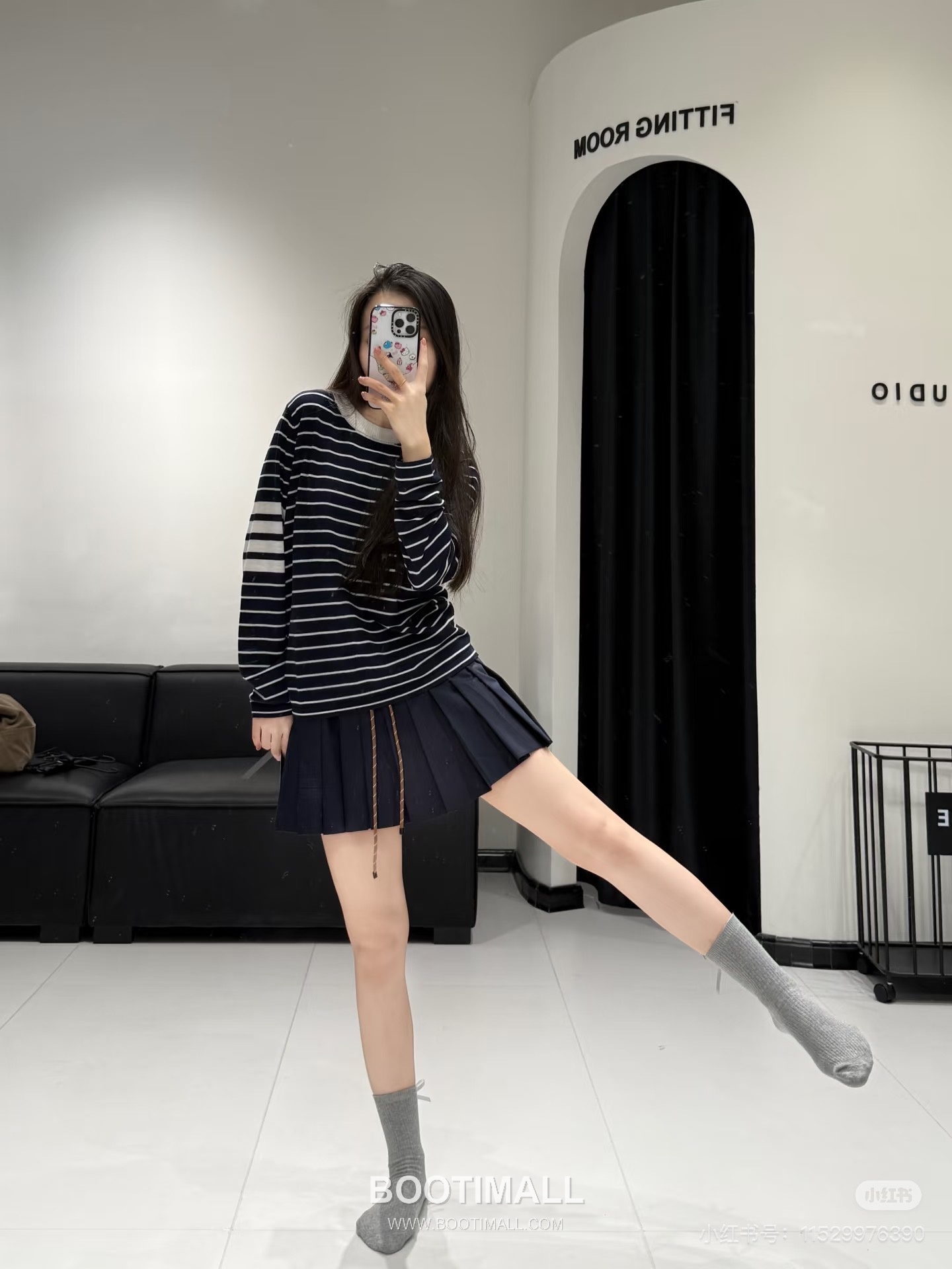 Thom Browne SS26 Four-Bar Stripe Wool Knit Sweater 톰브라운 사선 스트라이프 울 니트 스웨터 5