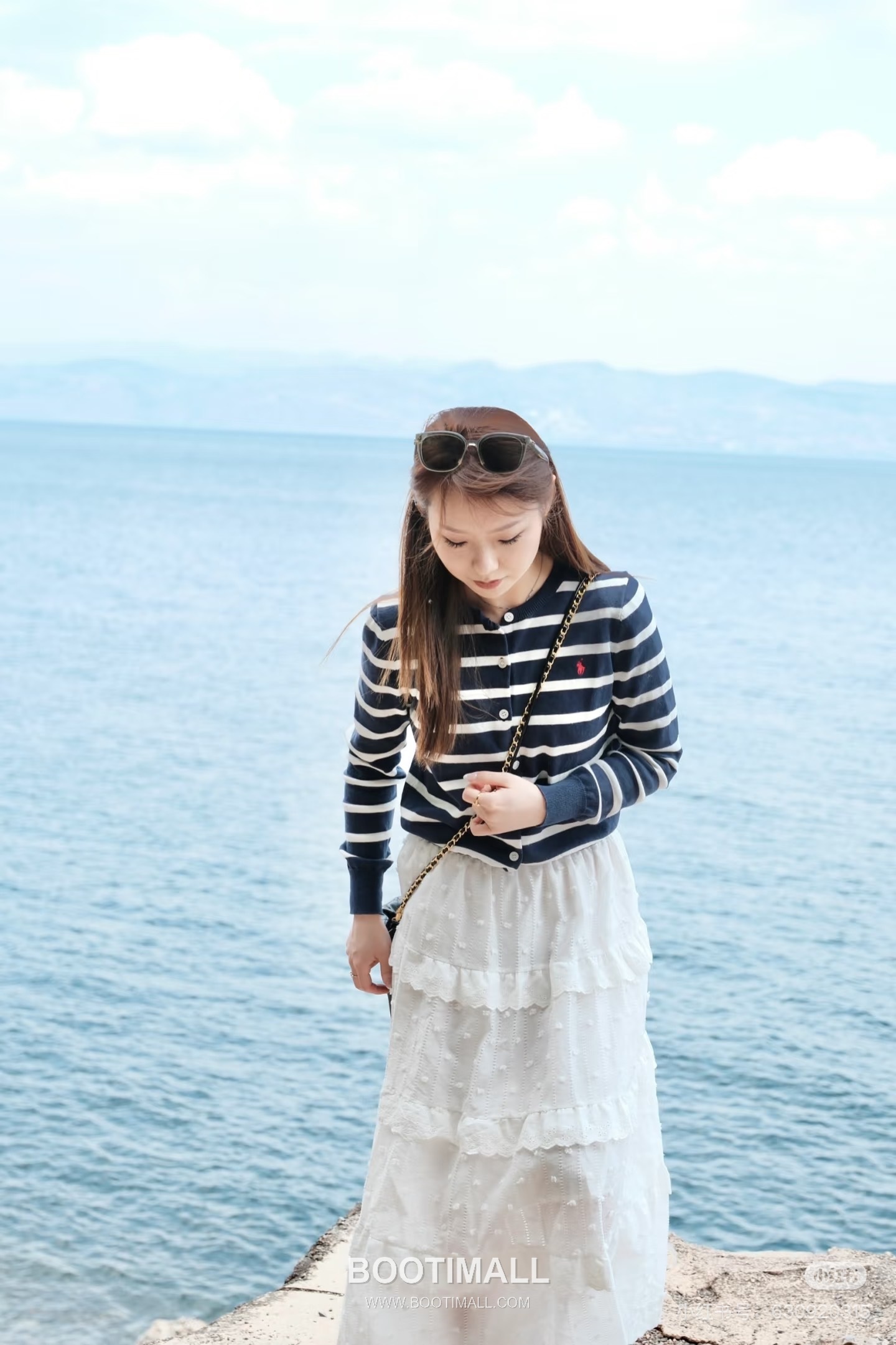 Thom Browne SS26 Four-Bar Stripe Wool Knit Sweater 톰브라운 사선 스트라이프 울 니트 스웨터 8