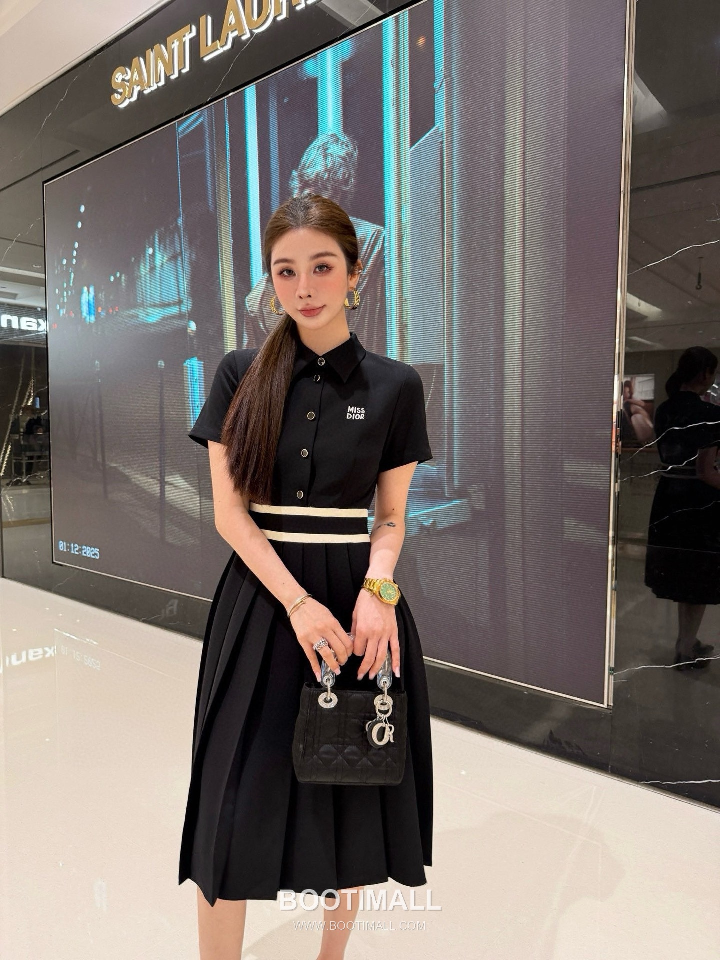 Dior SS26 Miss Dior Collared Short Sleeve Dress 디올 미스 디올 카라 반팔 드레스 2