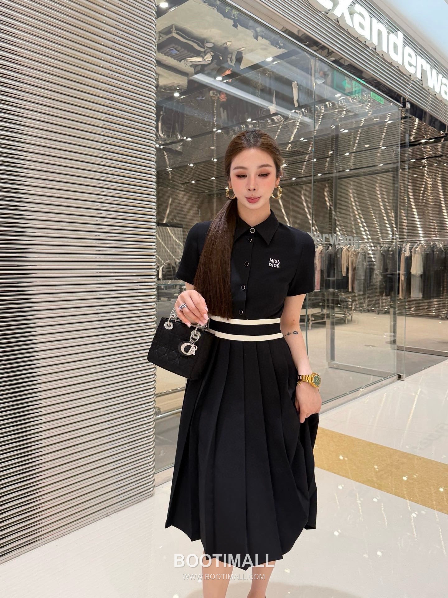 Dior SS26 Miss Dior Collared Short Sleeve Dress 디올 미스 디올 카라 반팔 드레스 6