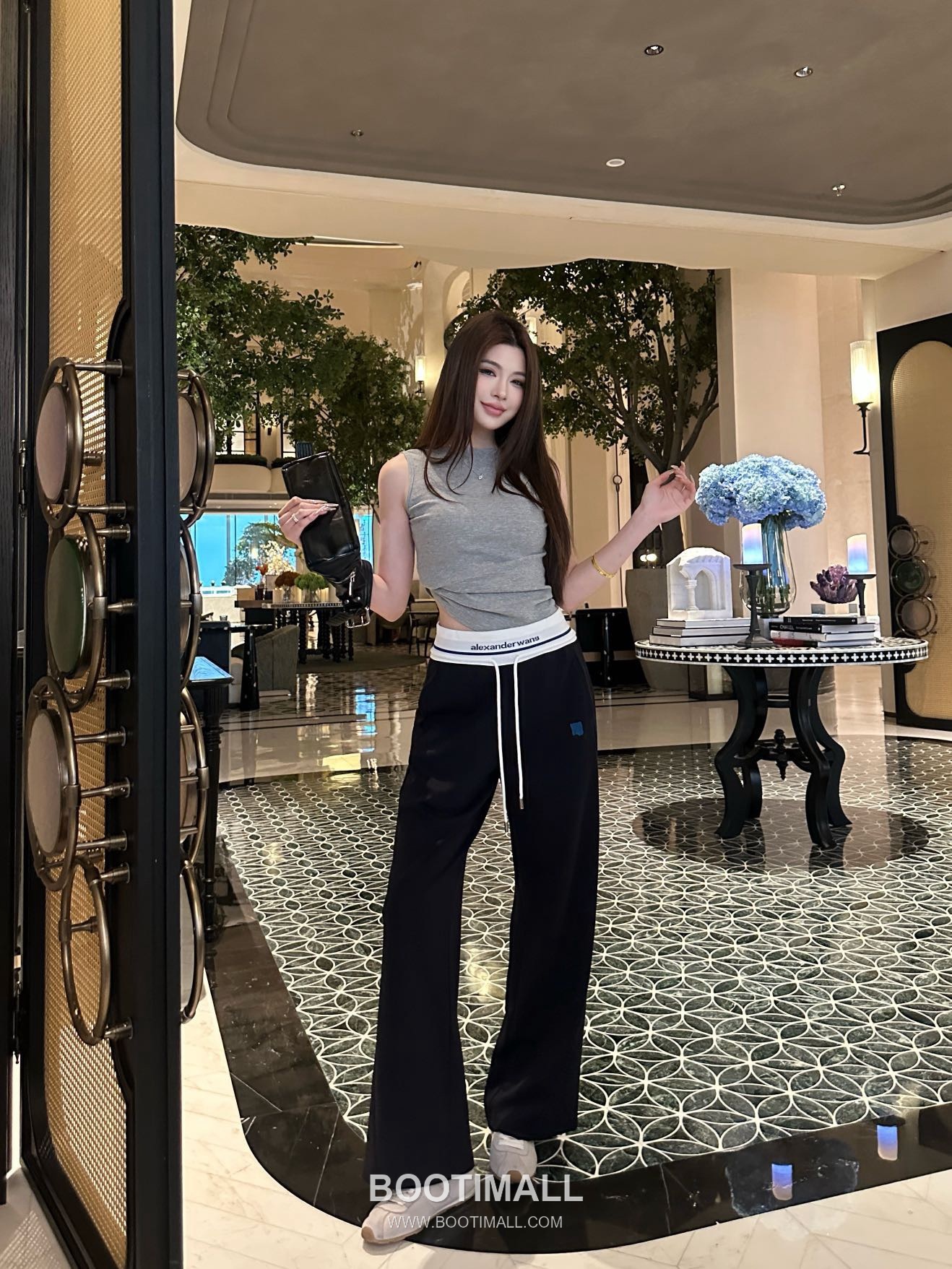 Alexander Wang SS26 Logo Tape High Waist Wide Leg Pants 알렉산더왕 로고 테이프 하이웨이스트 와이드 레그 팬츠 2