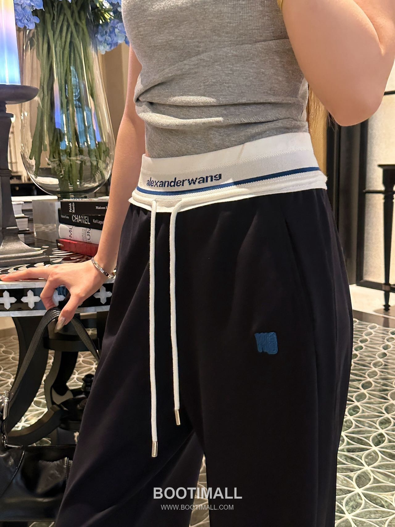 Alexander Wang SS26 Logo Tape High Waist Wide Leg Pants 알렉산더왕 로고 테이프 하이웨이스트 와이드 레그 팬츠 8