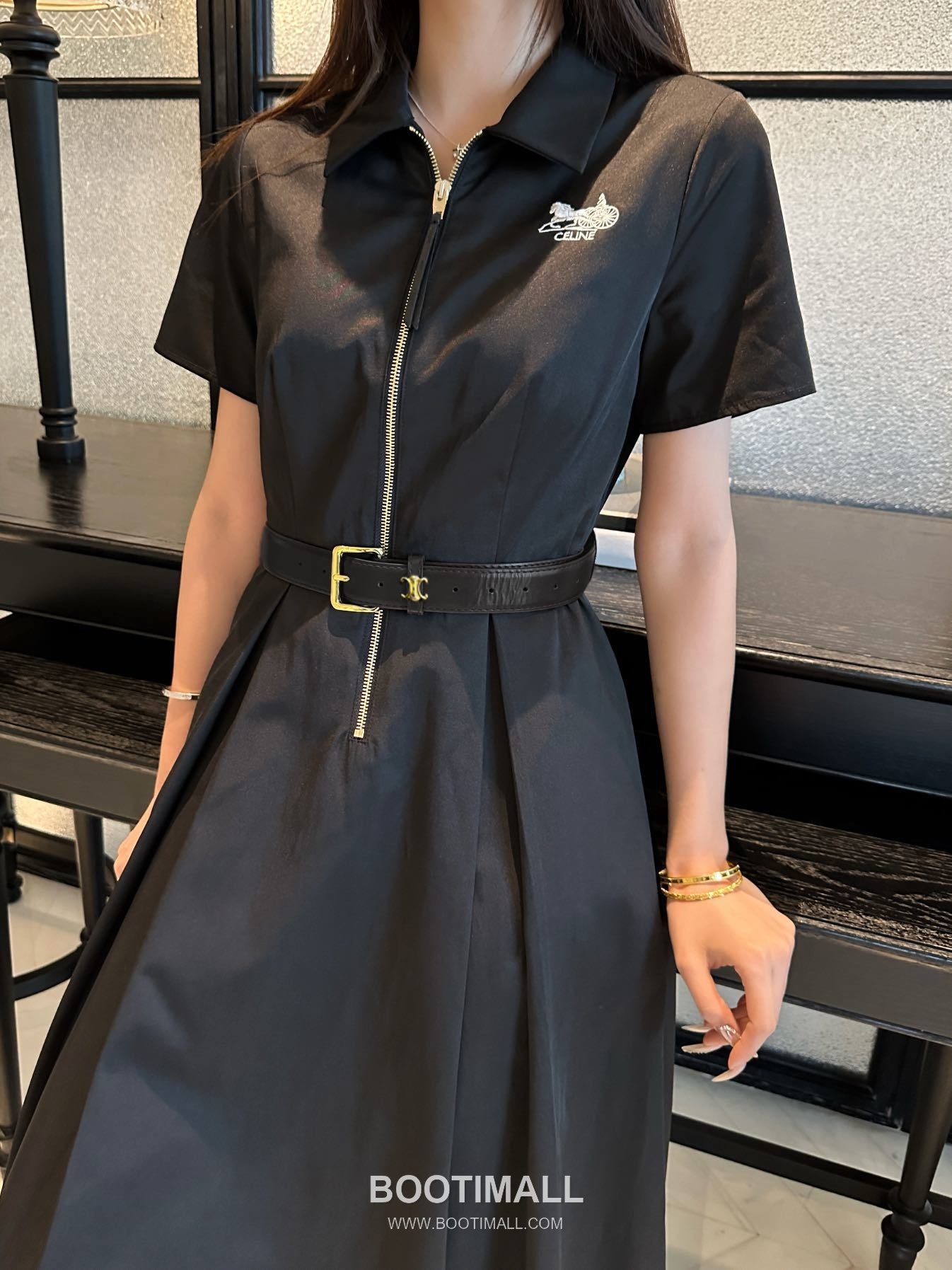 Prada SS26 Carriage Logo Embroidered Collared Dress 프라다 카리지 로고 자수 카라 드레스 7