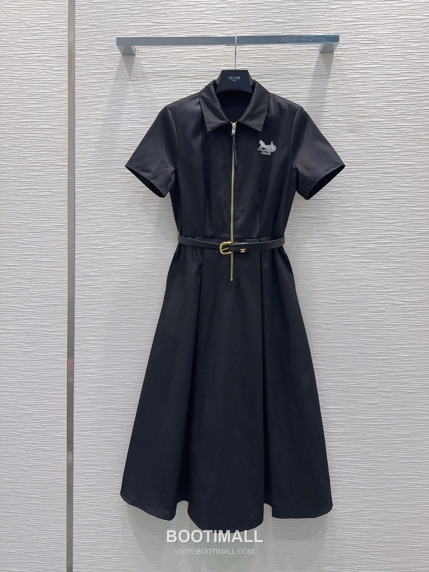 Prada SS26 Carriage Logo Embroidered Collared Dress 프라다 카리지 로고 자수 카라 드레스 10