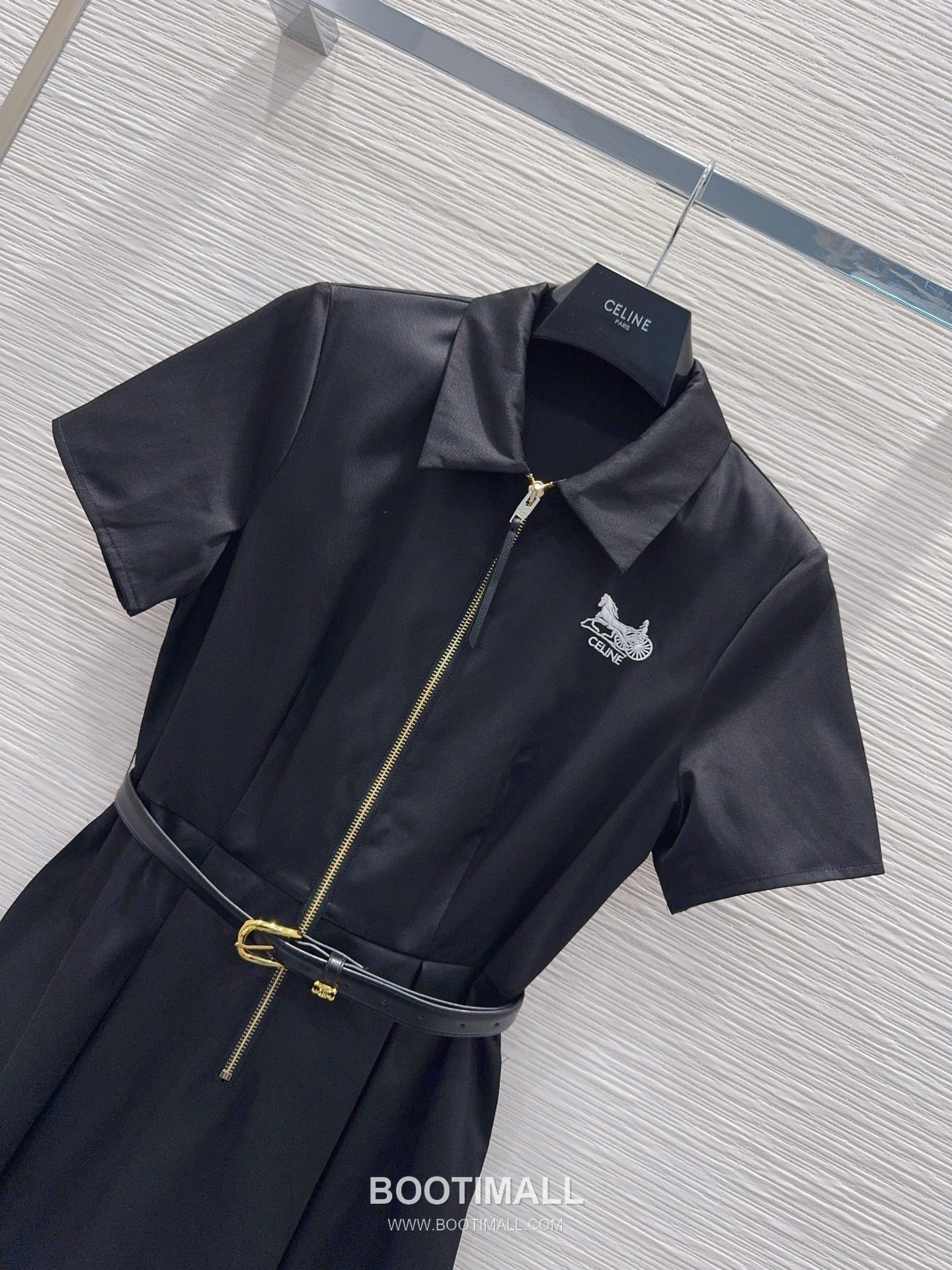 Prada SS26 Carriage Logo Embroidered Collared Dress 프라다 카리지 로고 자수 카라 드레스 11