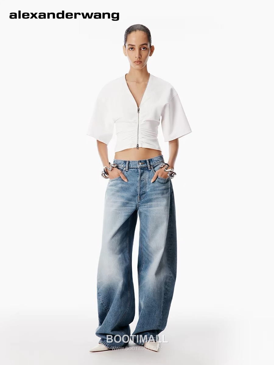 Alexander Wang SS26 Curved Distressed Logo Embossed Denim Pants 알렉산더왕 커브드 디스트로이드 로고 엠보스 데님 팬츠 1