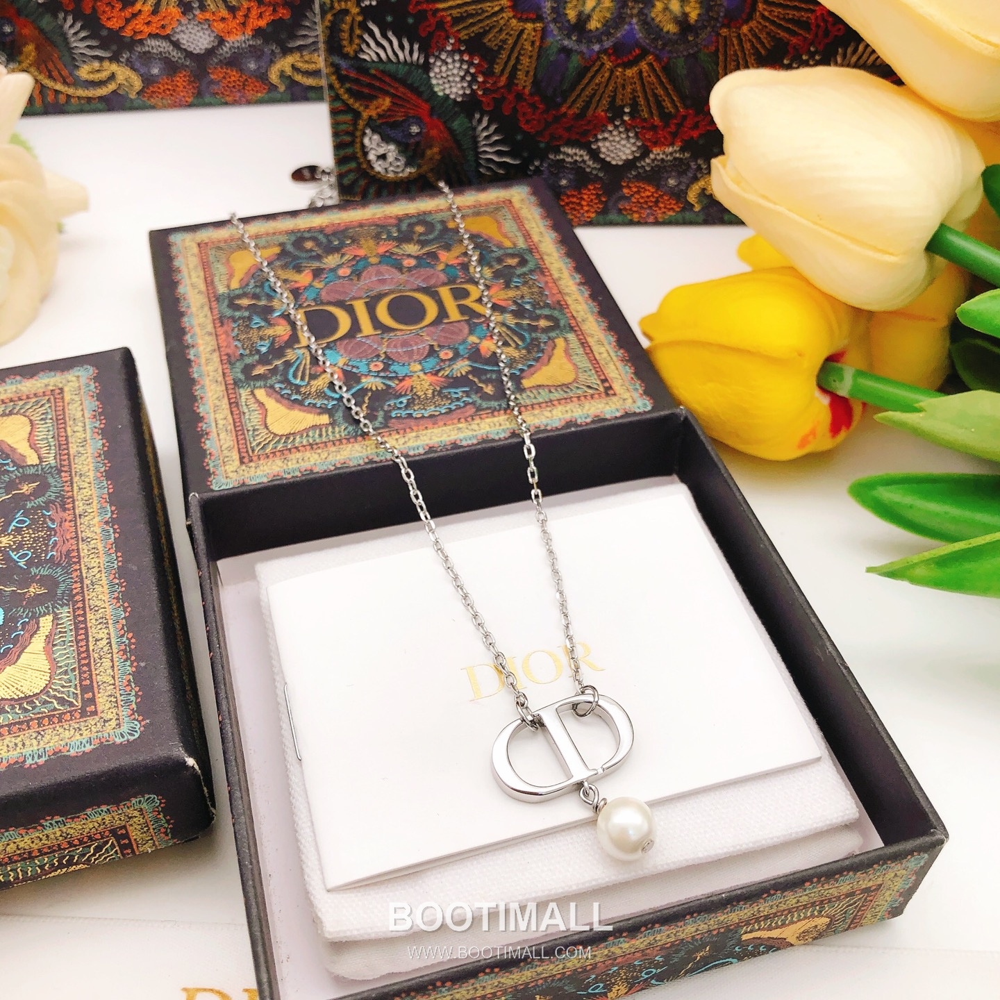 Christian Dior Tribales Pearl Pendant Necklace 크리스찬 디올 트리발 펄 펜던트 목걸이 4