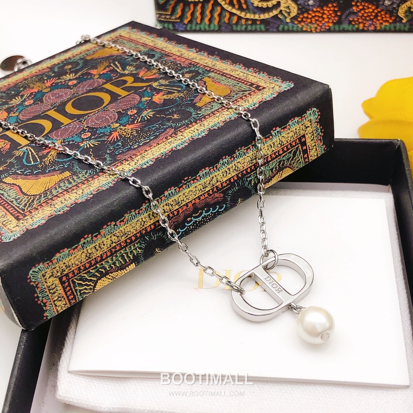 Christian Dior Tribales Pearl Pendant Necklace 크리스찬 디올 트리발 펄 펜던트 목걸이 7