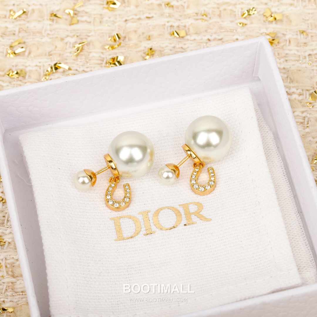 Christian Dior Horseshoe Pearl Crystal Earrings 크리스찬 디올 호스슈 펄 크리스탈 귀걸이 2