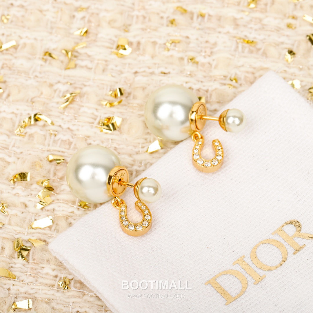 Christian Dior Horseshoe Pearl Crystal Earrings 크리스찬 디올 호스슈 펄 크리스탈 귀걸이 5