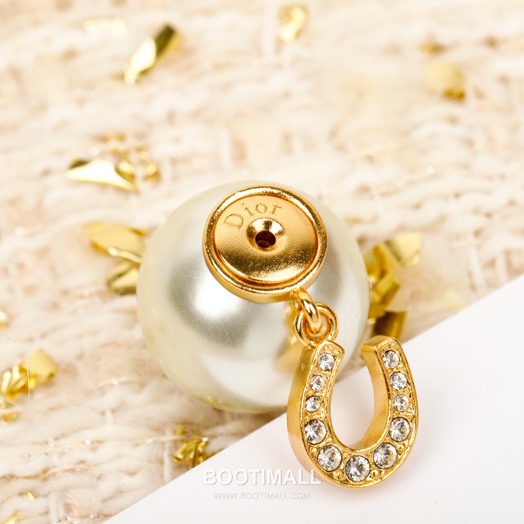 Christian Dior Horseshoe Pearl Crystal Earrings 크리스찬 디올 호스슈 펄 크리스탈 귀걸이 6