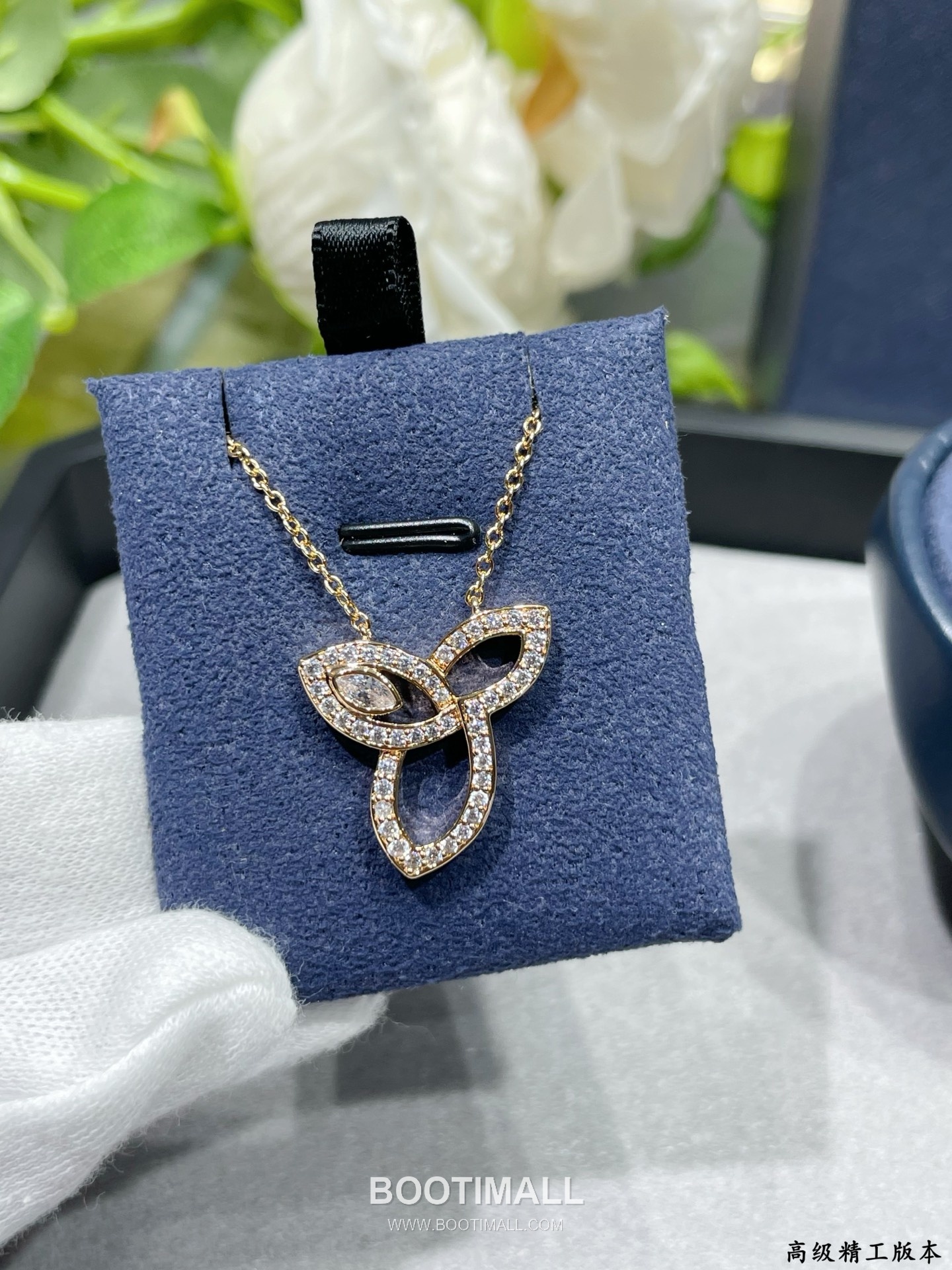 Harry Winston Lily Cluster Diamond Pendant Necklace 해리 윈스턴 릴리 클러스터 다이아몬드 펜던트 네크리스 7
