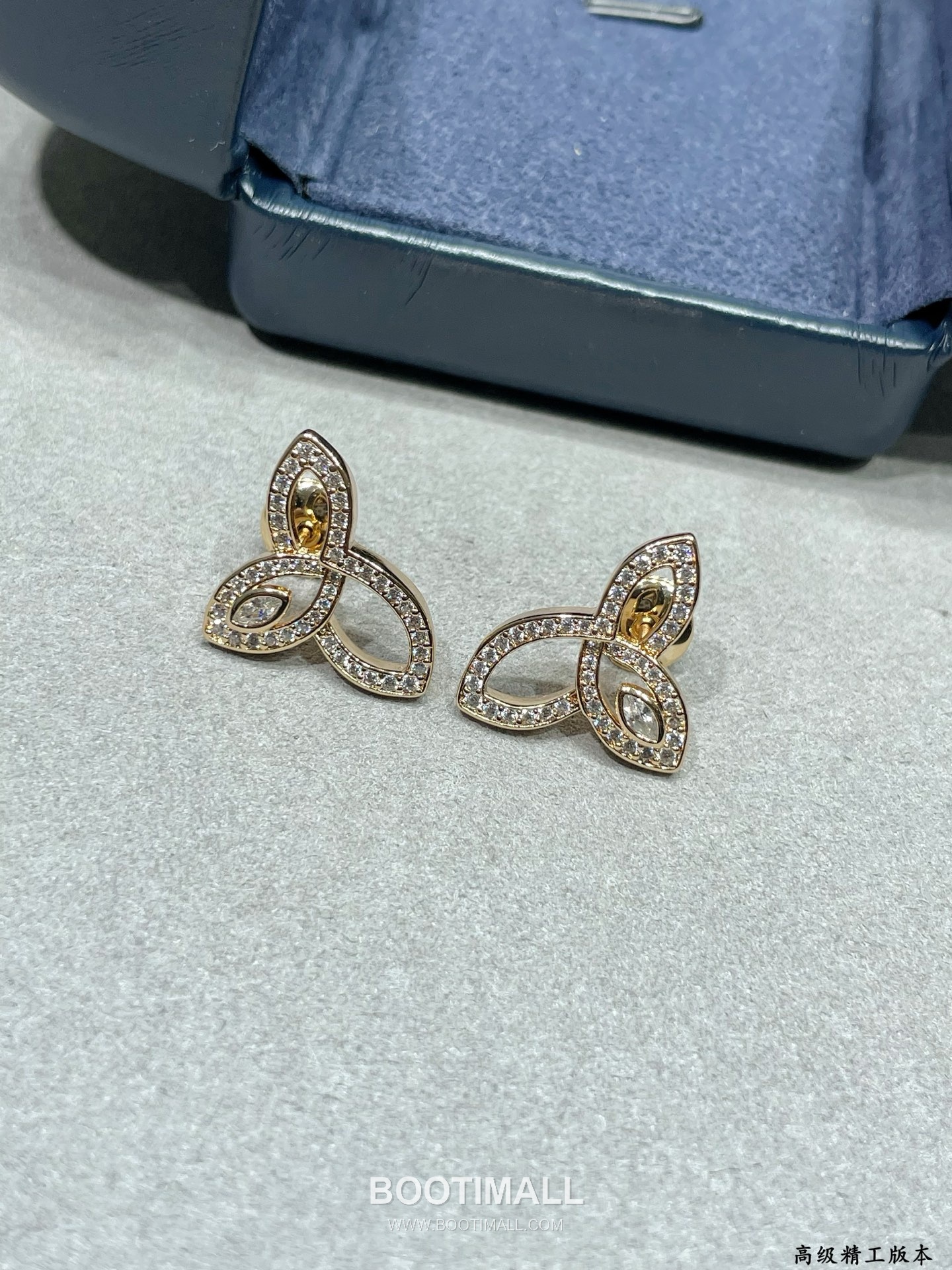 Harry Winston Lily Cluster Diamond Stud Earrings 해리 윈스턴 릴리 클러스터 다이아몬드 스터드 이어링 6