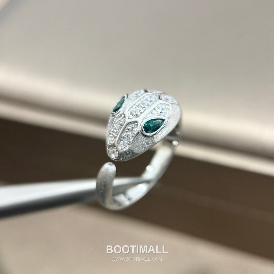 Serpent Open Ring Ruby Eyes Design 스네이크 오픈 링 루비 아이즈 디자인 반지 3