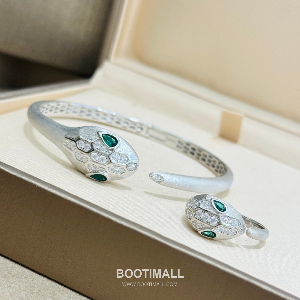 Serpent Open Ring Ruby Eyes Design 스네이크 오픈 링 루비 아이즈 디자인 반지 4