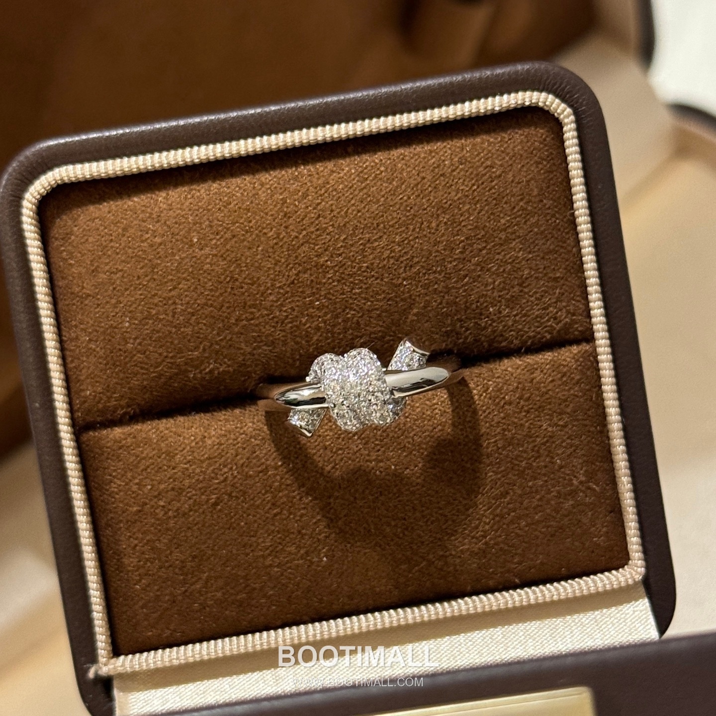 Tiffany & Co. Knot Half Pavé Diamond Ring 티파니 노트 하프 파베 다이아몬드 링 1