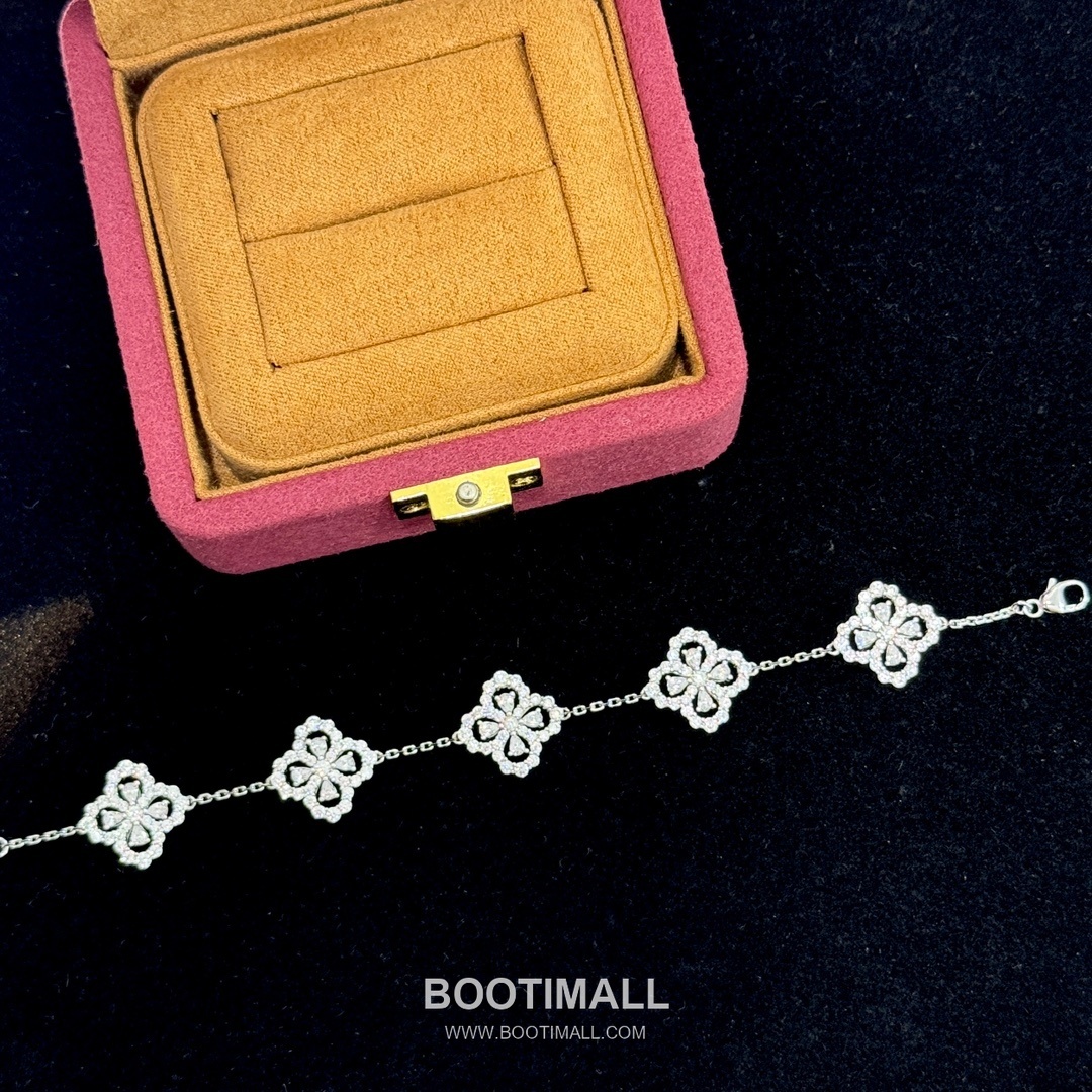 Harry Winston Lily Cluster Five Motif Diamond Bracelet 해리 윈스턴 릴리 클러스터 파이브 모티프 다이아몬드 브레이슬릿 5