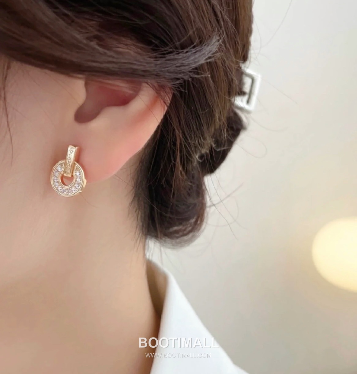 BVLGARI Divas’ Dream Coin Pavé Diamond Stud Earrings 불가리 디바스 드림 코인 파베 다이아몬드 스터드 이어링 1