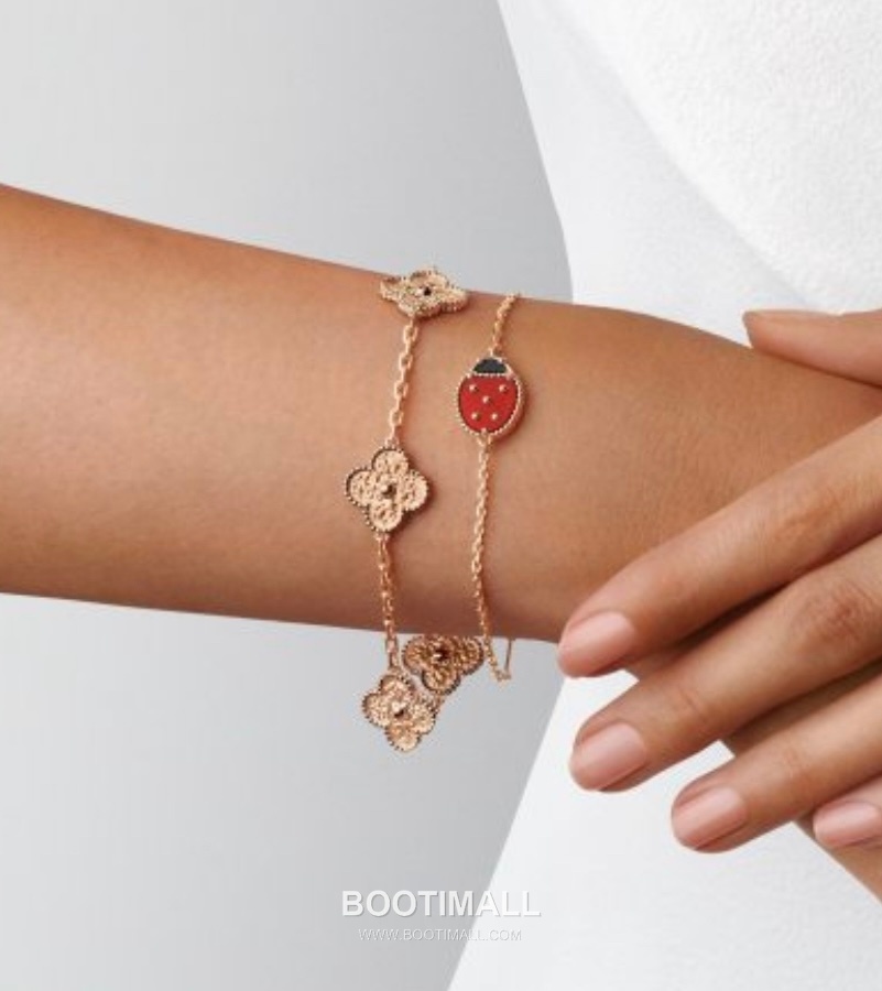 Van Cleef & Arpels Vintage Alhambra 5 Motif Chain Bracelet 반클리프 아펠 빈티지 알함브라 5 모티프 체인 브레이슬릿 1