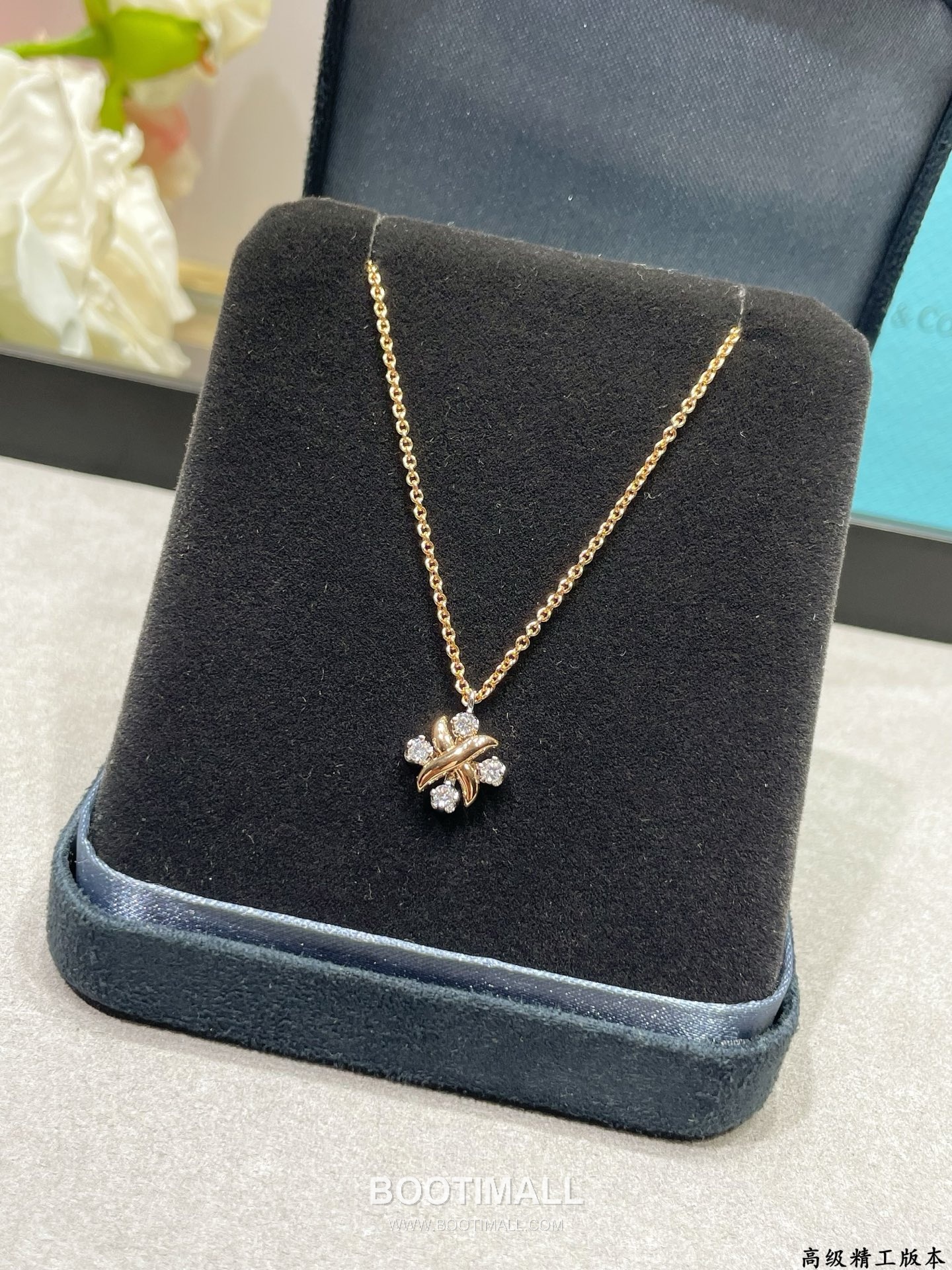 Tiffany & Co. Two Tone Cross Square Pendant Necklace 티파니 투톤 크로스 스퀘어 펜던트 네크리스 2
