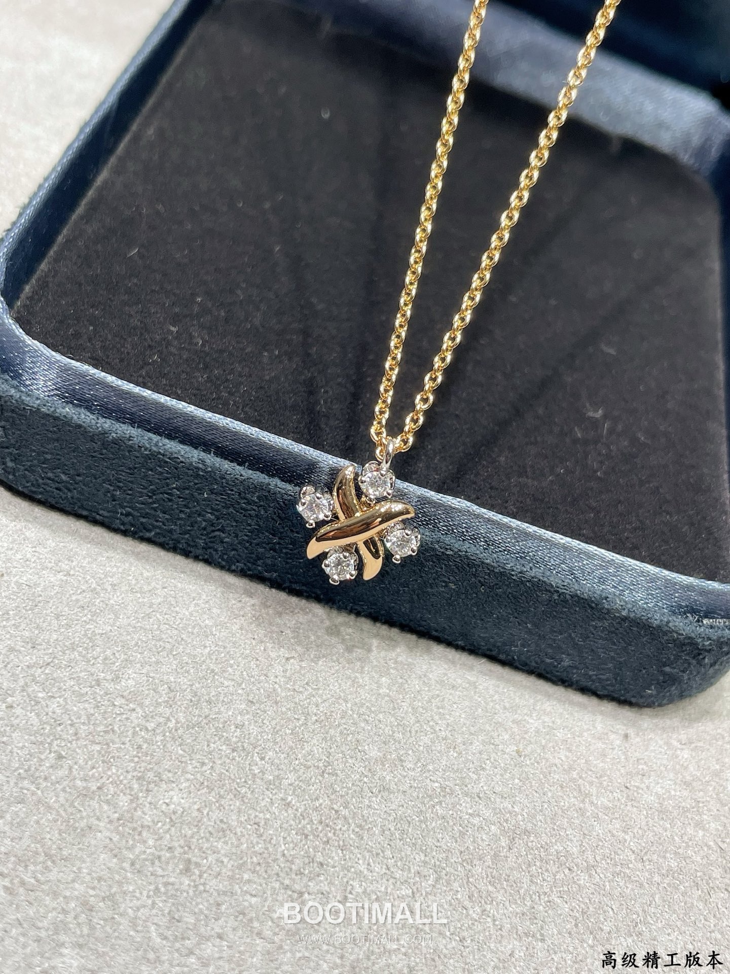 Tiffany & Co. Two Tone Cross Square Pendant Necklace 티파니 투톤 크로스 스퀘어 펜던트 네크리스 4