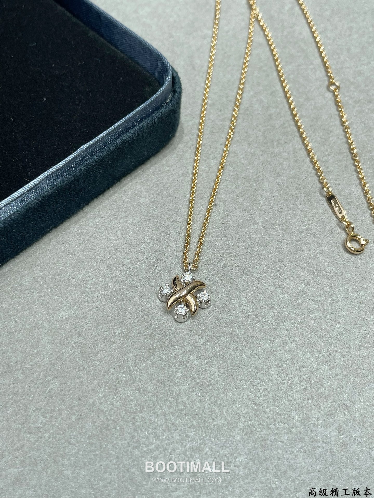 Tiffany & Co. Two Tone Cross Square Pendant Necklace 티파니 투톤 크로스 스퀘어 펜던트 네크리스 7