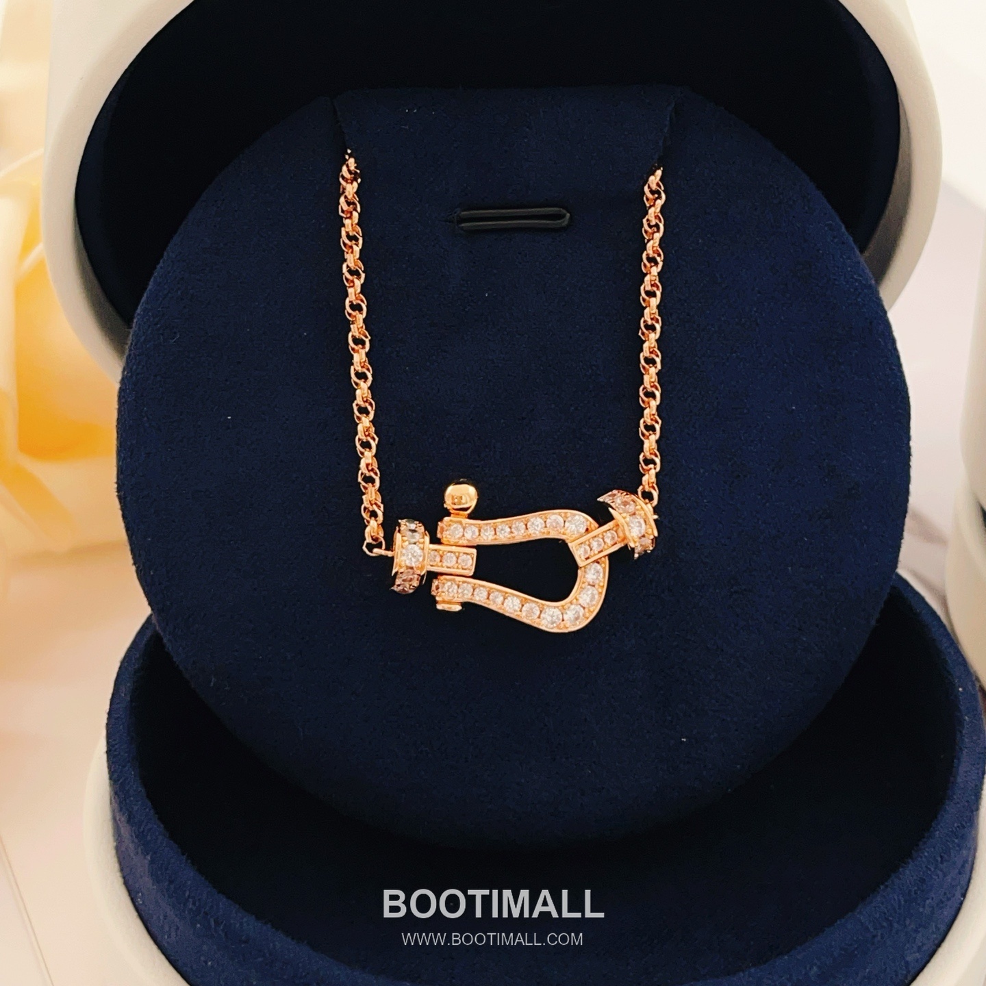 Fred Force 10 Horseshoe Buckle Necklace 프레드 포스텐 호스슈 버클 네크리스 2