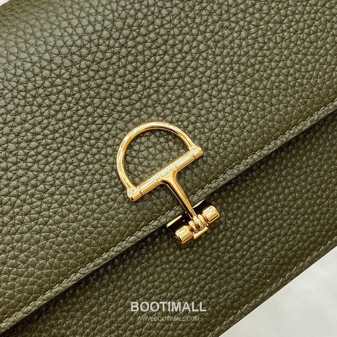 Gucci Softbit Horsebit Leather Shoulder Bag 837373 구찌 소프트빗 마마장식 레더 숄더백 20cm 6