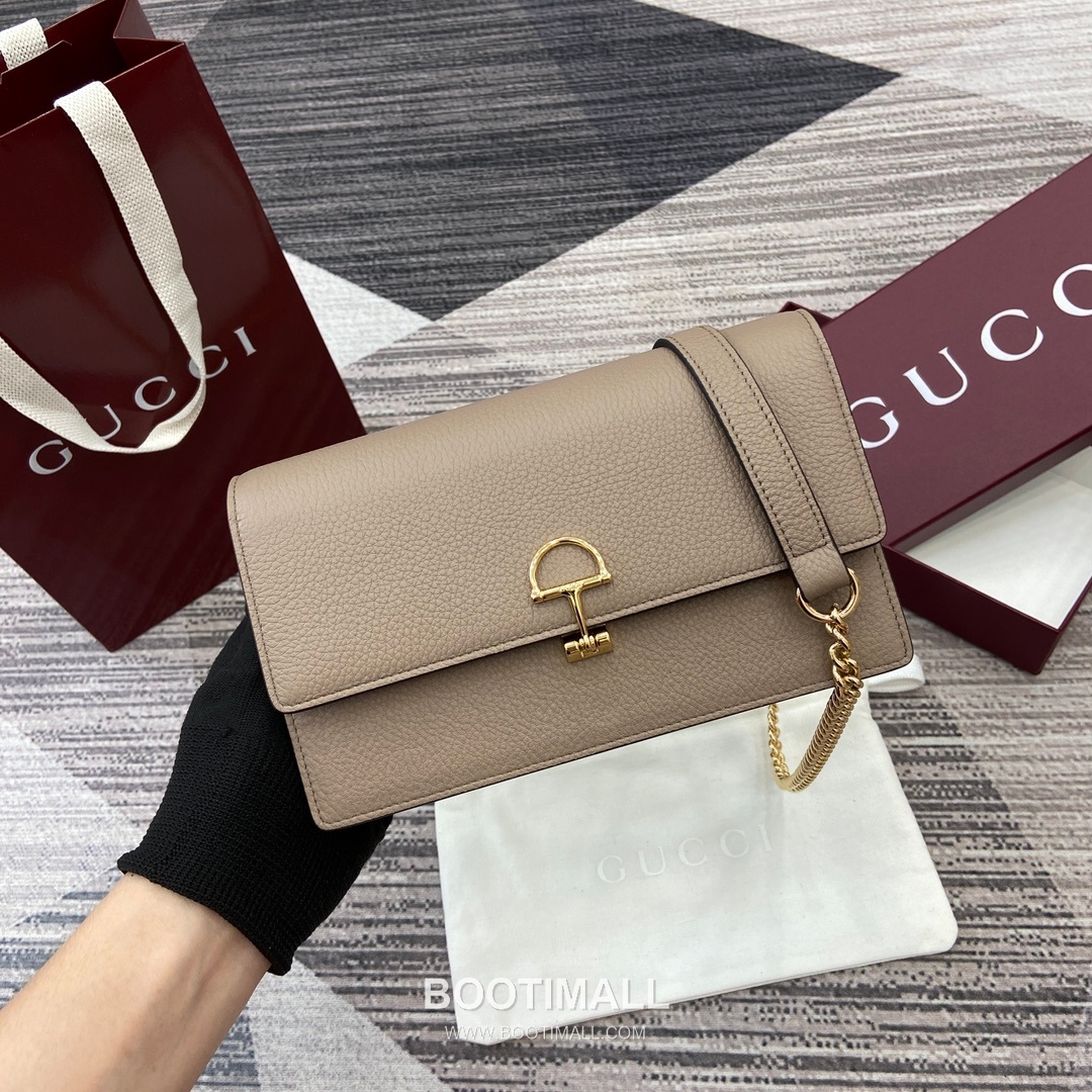 Gucci Softbit Horsebit Leather Shoulder Bag 837373 구찌 소프트빗 마마장식 레더 숄더백 20cm 1