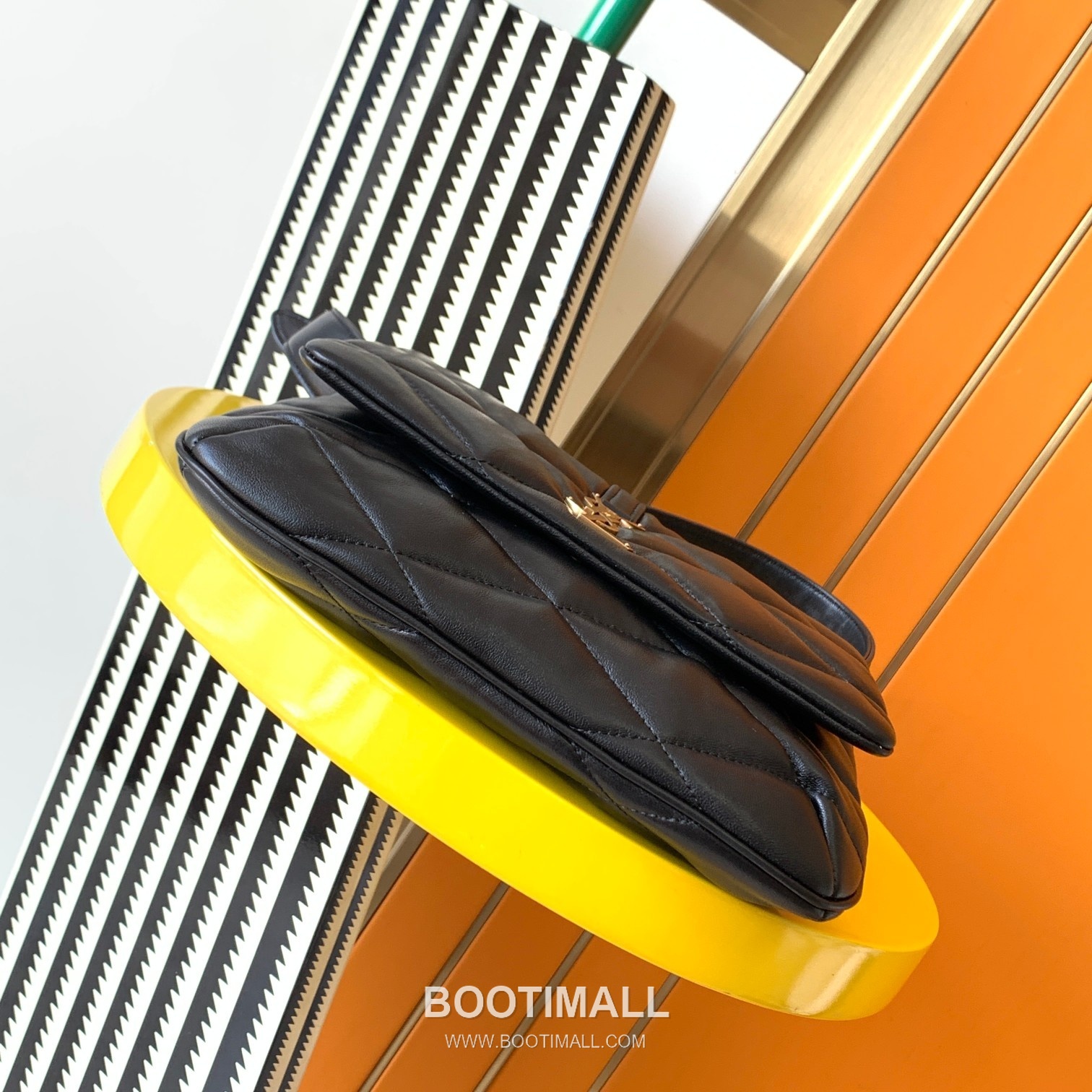 Saint Laurent LE 57 Quilted Lambskin Shoulder Bag 698567 생로랑 LE 57 퀼팅 램스킨 숄더백 24cm 3