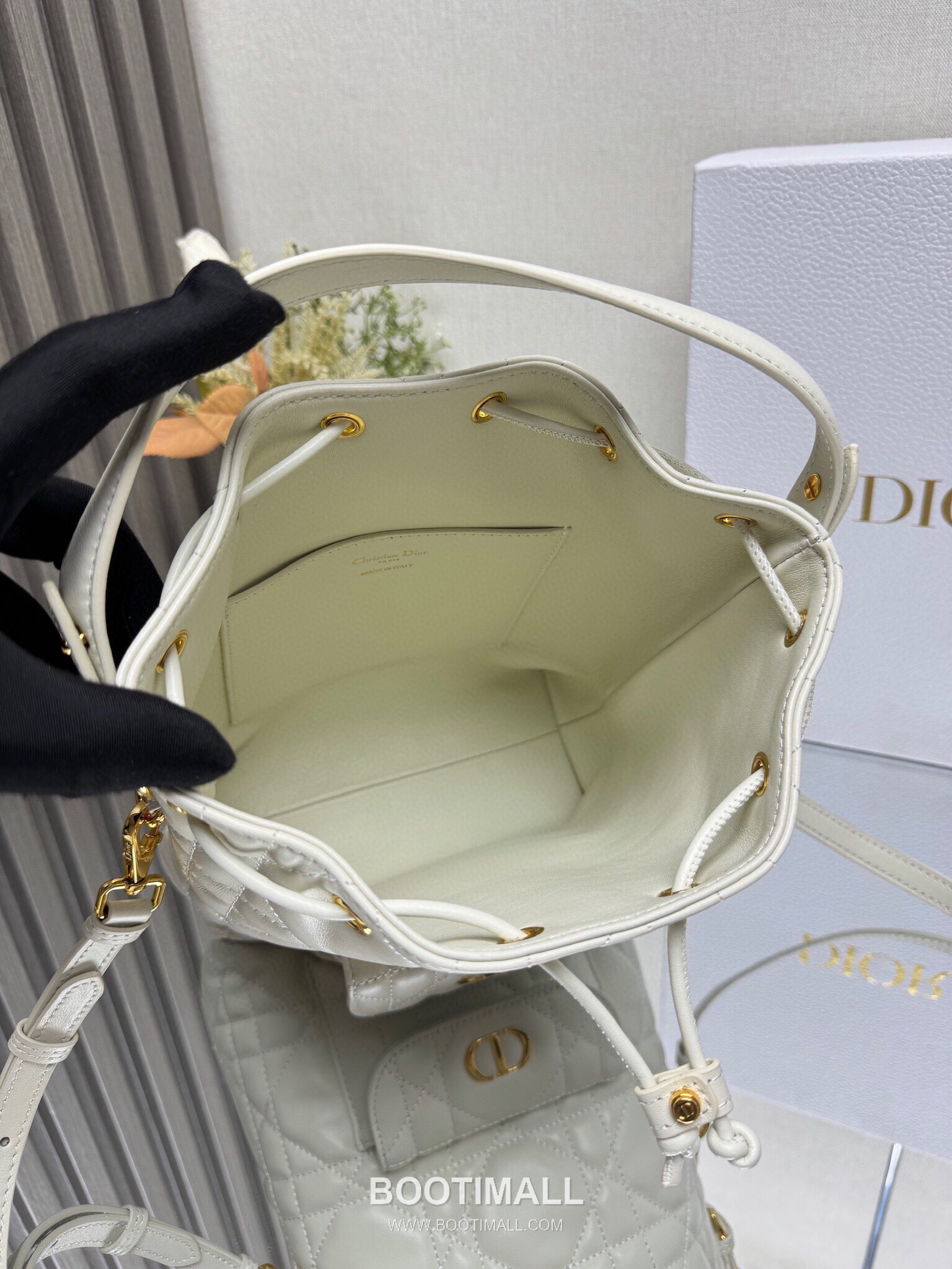 Dior Caro Cannage Lambskin Bucket Bag M3372 디올 카로 까나쥬 램스킨 버킷백 20cm 9