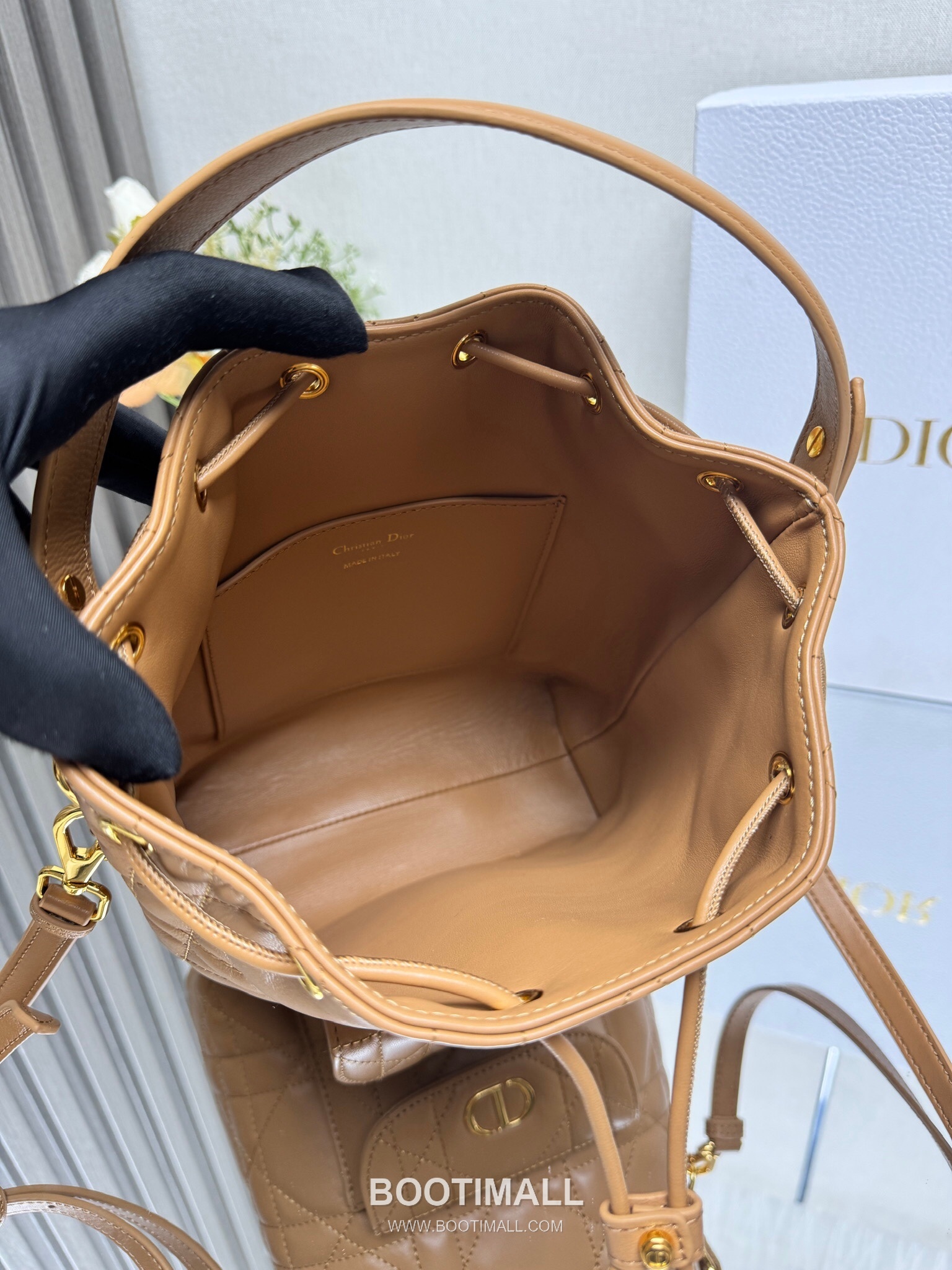 Dior Caro Cannage Lambskin Bucket Bag M3372 디올 카로 까나쥬 램스킨 버킷백 20cm 9