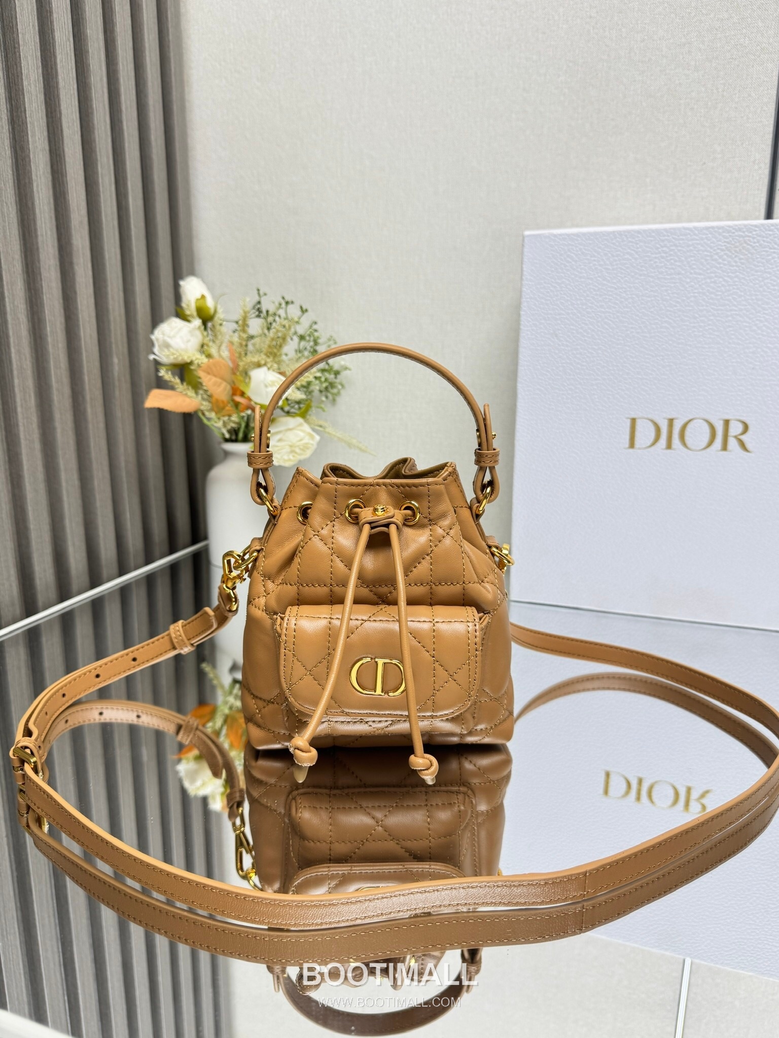 Dior Caro Cannage Lambskin Mini Bucket Bag 5250 디올 카로 까나쥬 램스킨 미니 버킷백 14cm 1