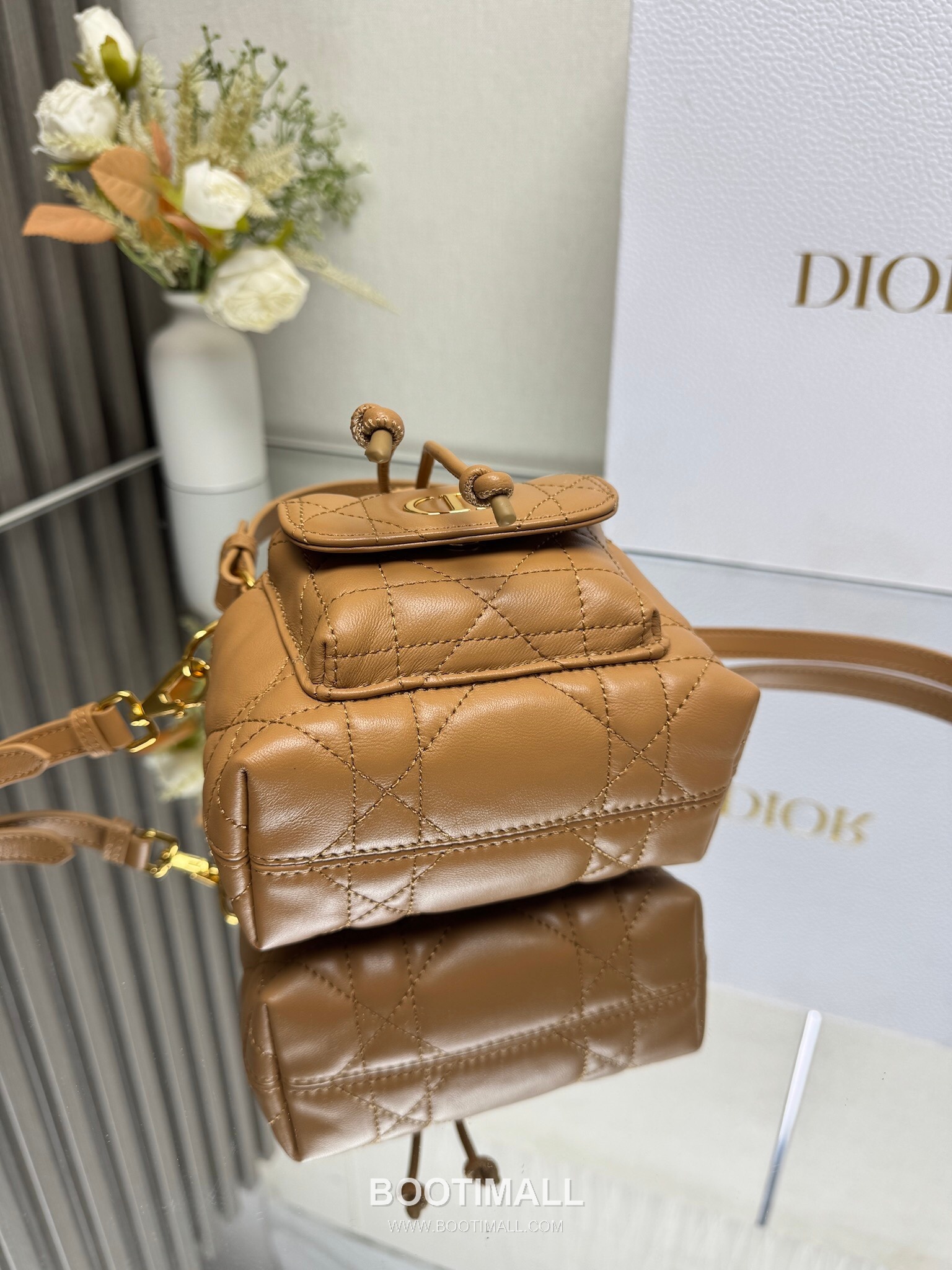 Dior Caro Cannage Lambskin Mini Bucket Bag 5250 디올 카로 까나쥬 램스킨 미니 버킷백 14cm 7