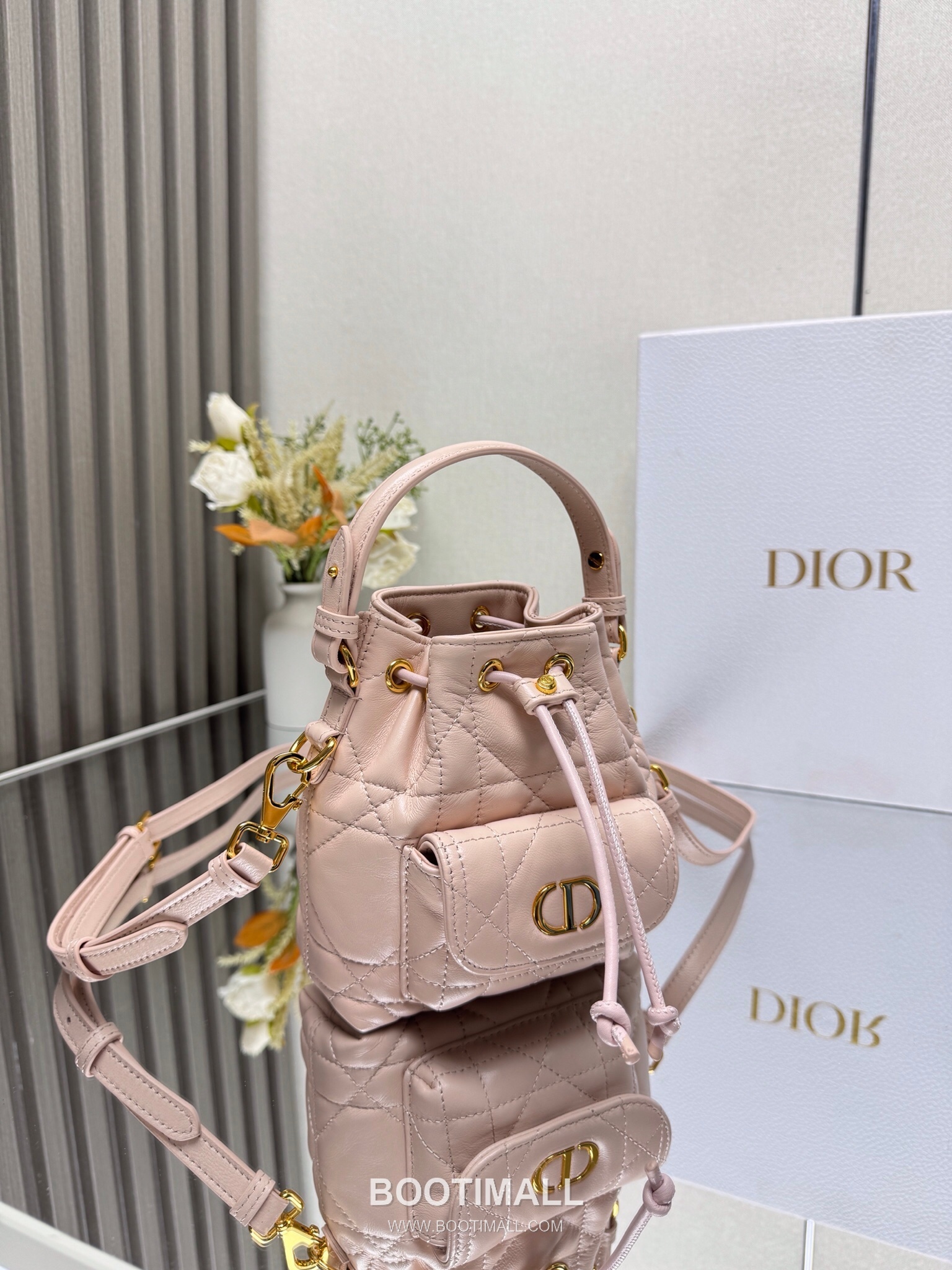 Dior Caro Cannage Lambskin Mini Bucket Bag 5250 디올 카로 까나쥬 램스킨 미니 버킷백 14cm 4