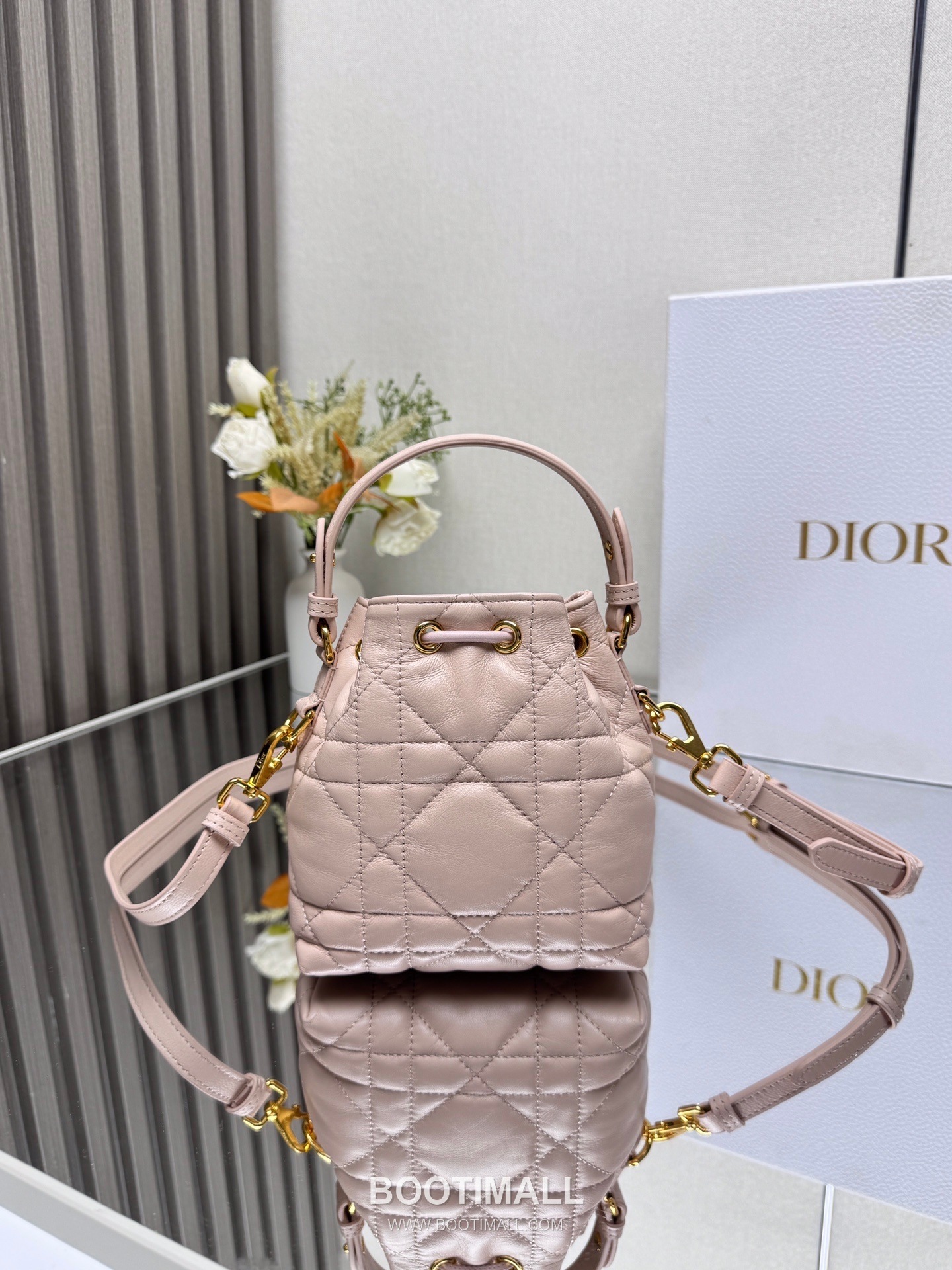 Dior Caro Cannage Lambskin Mini Bucket Bag 5250 디올 카로 까나쥬 램스킨 미니 버킷백 14cm 6