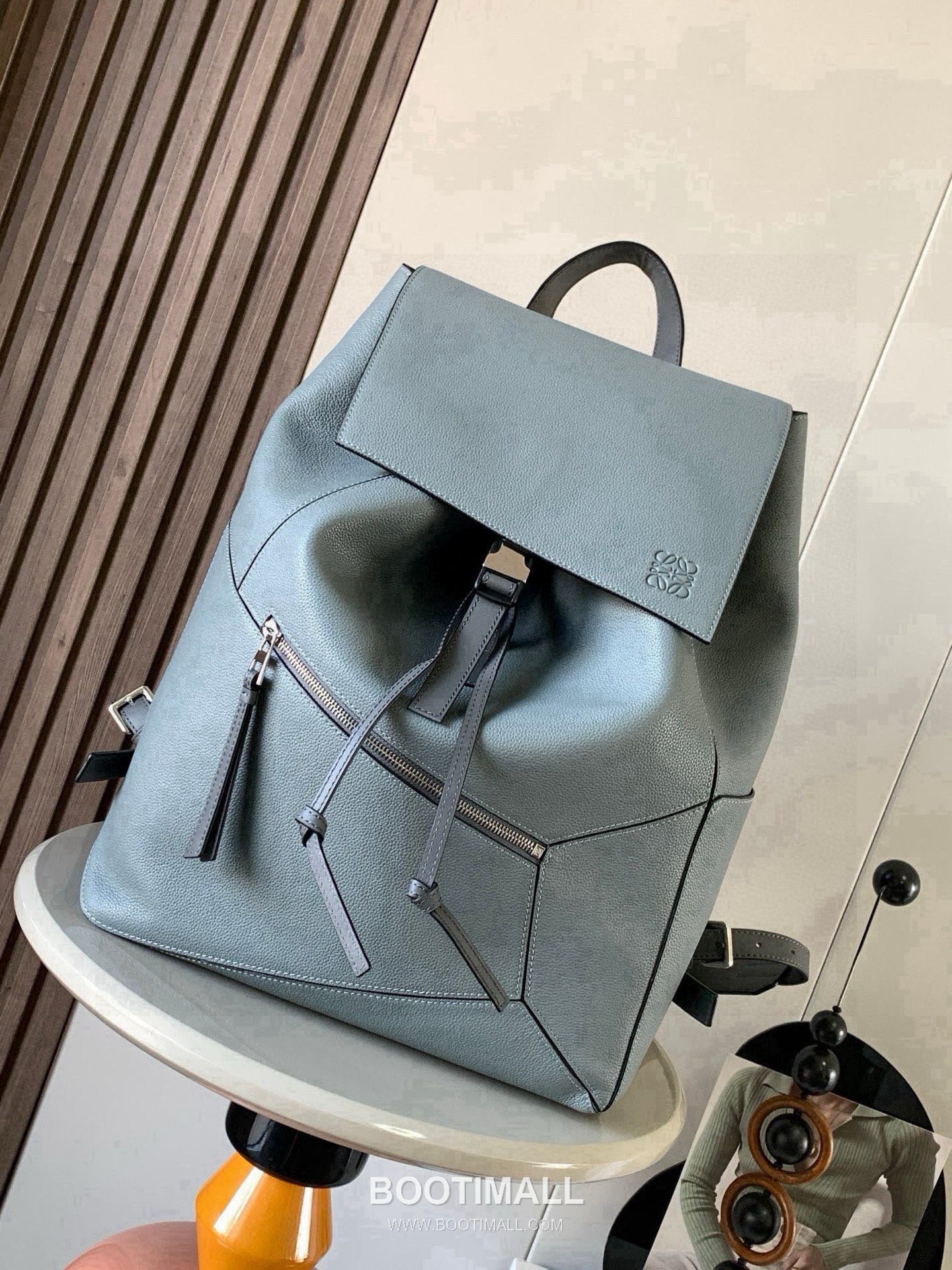 Loewe Puzzle Grained Calfskin Backpack 9031 로에베 퍼즐 그레인 카프스킨 백팩 33cm 1