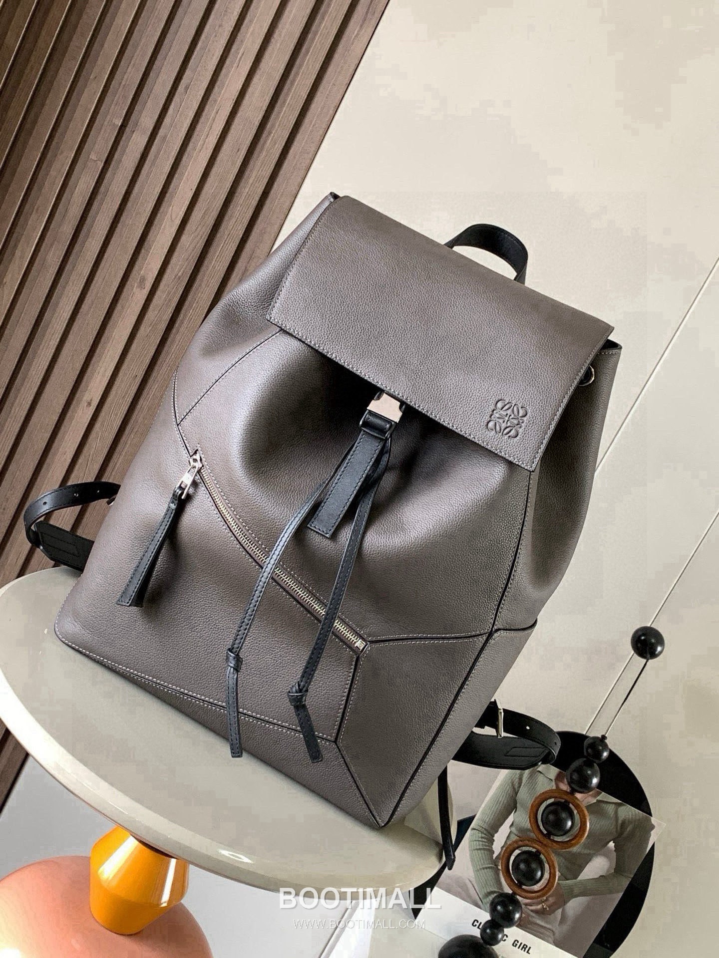 Loewe Puzzle Grained Calfskin Backpack 9031 로에베 퍼즐 그레인 카프스킨 백팩 33cm 1