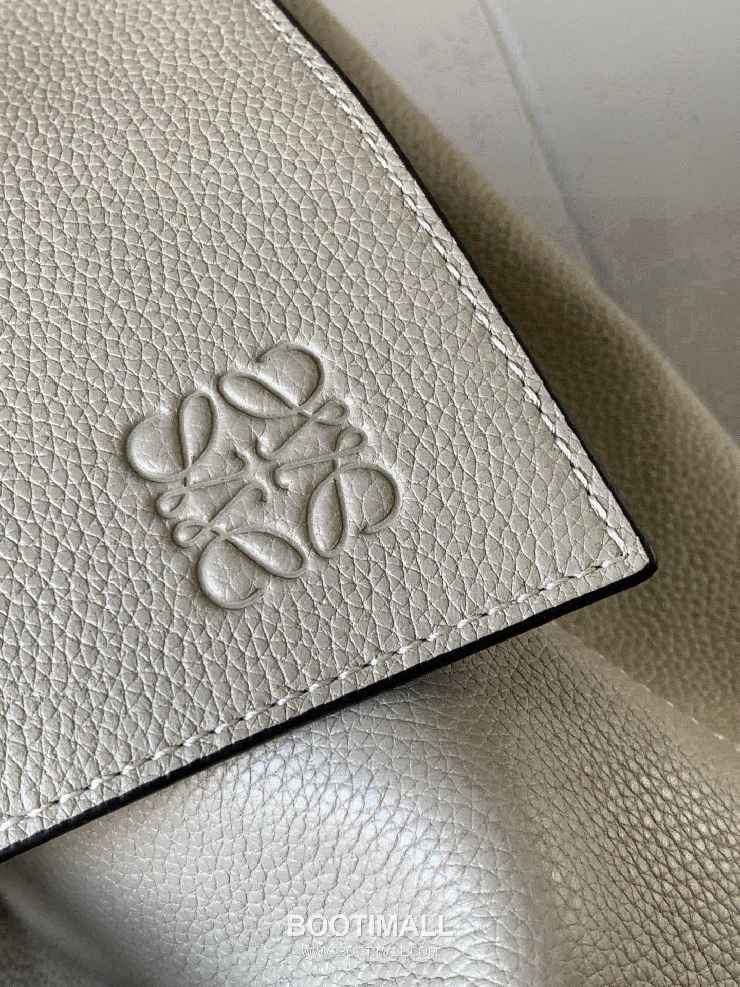 Loewe Puzzle Grained Calfskin Backpack 9031 로에베 퍼즐 그레인 카프스킨 백팩 33cm 9