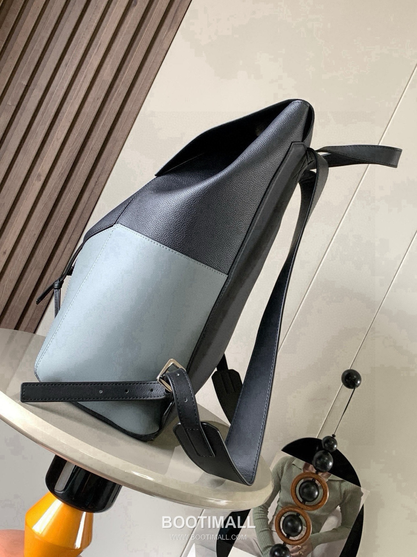 Loewe Puzzle Grained Calfskin Backpack 9031 로에베 퍼즐 그레인 카프스킨 백팩 33cm 2