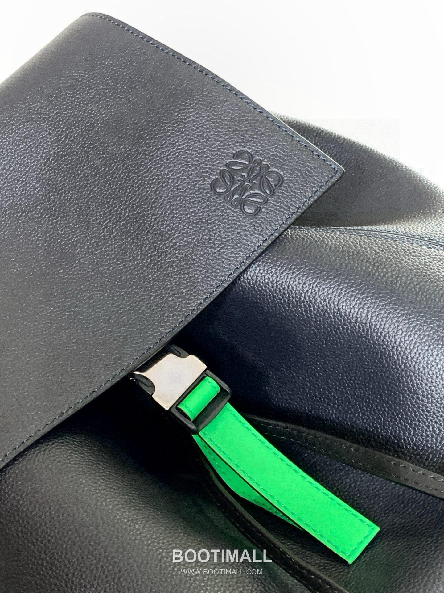 Loewe Puzzle Grained Calfskin Backpack 9031 로에베 퍼즐 그레인 카프스킨 백팩 33cm 5