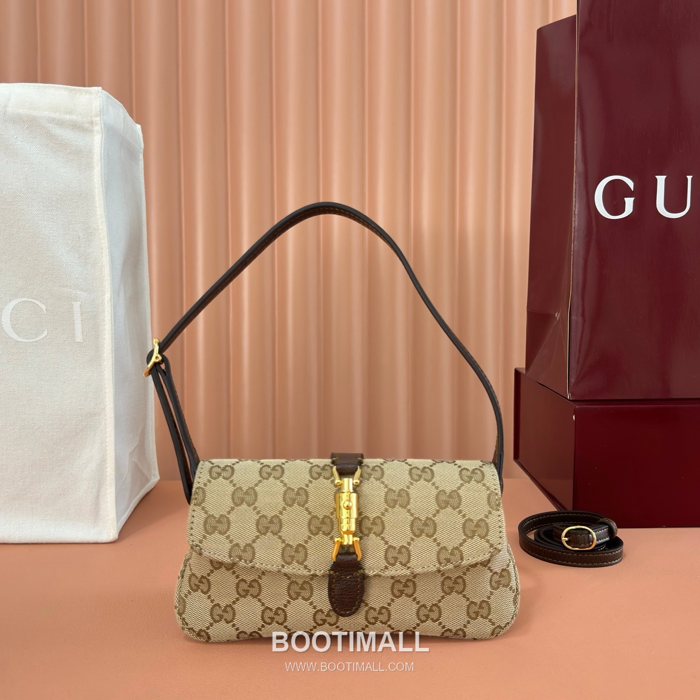 Gucci Jackie 1961 GG Canvas Shoulder Bag 867156 FAFV4 1000 구찌 재키1961 GG 캔버스 숄더백 21.5cm 3