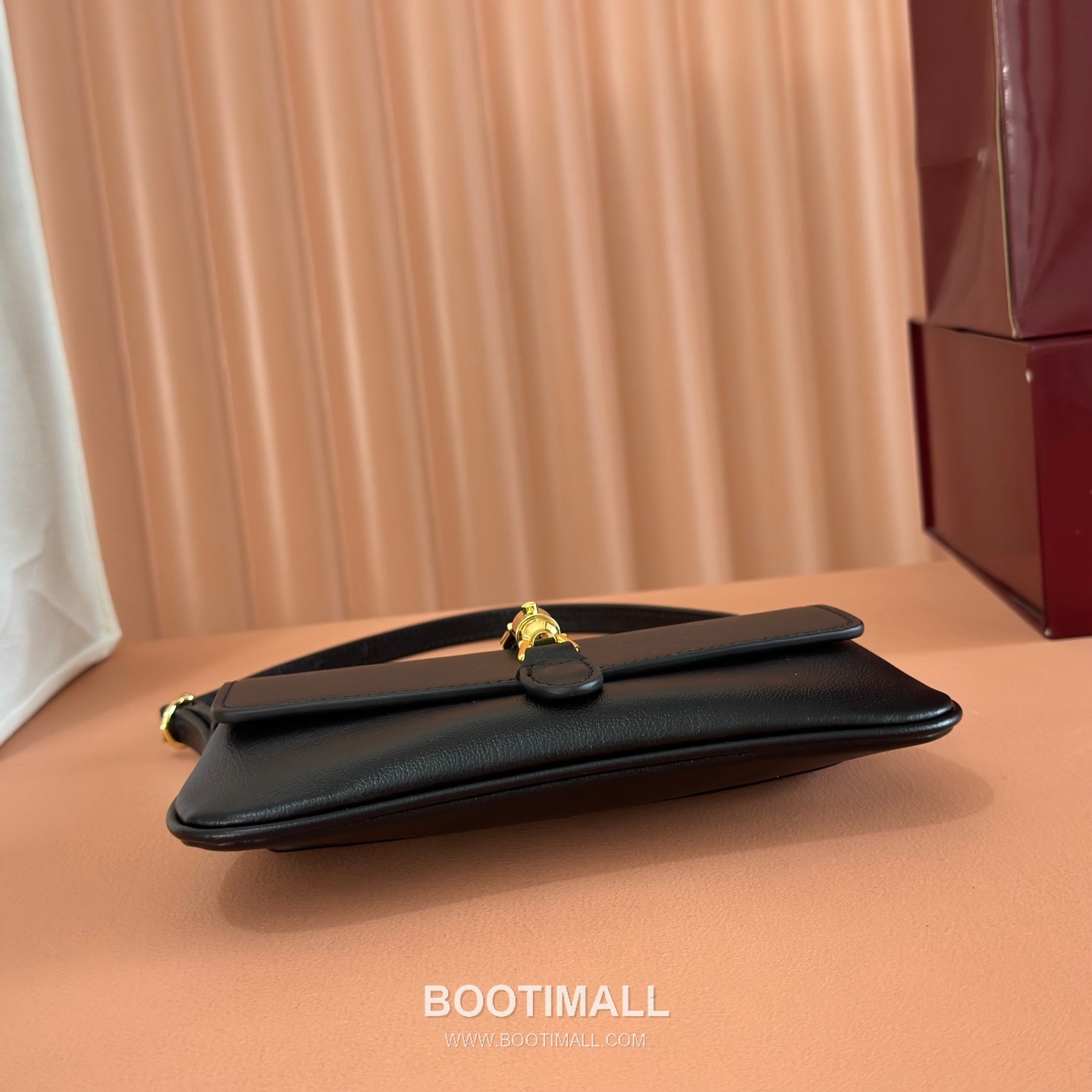 Gucci Jackie 1961 GG Canvas Shoulder Bag 867156 FAFV4 1000 구찌 재키1961 GG 캔버스 숄더백 21.5cm 4