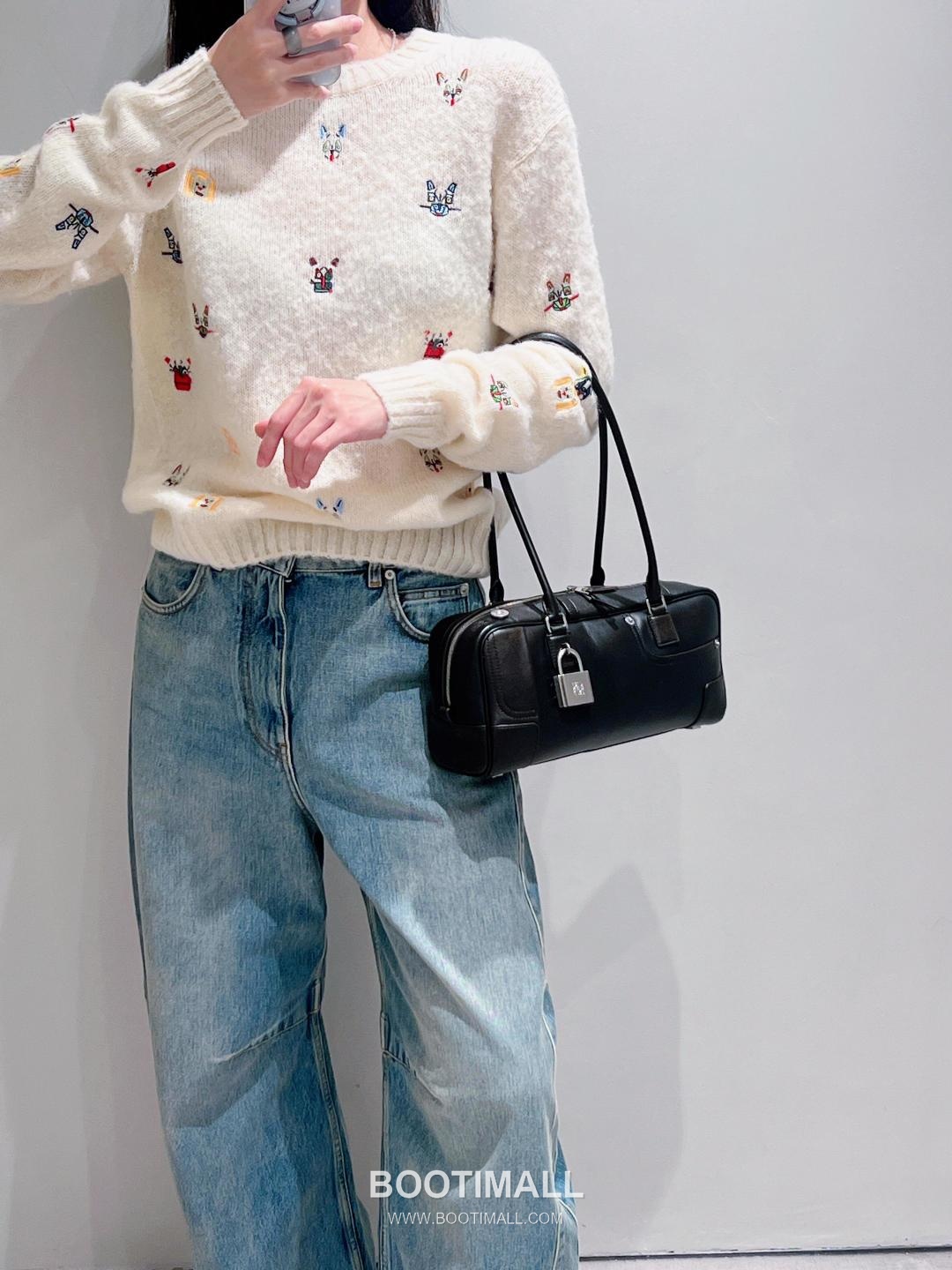 Loewe Amazona Cropped Shiny Calfskin Bowling Bag 06261298 로에베 아마조나 크롭드 샤이니 카프스킨 보스턴백 30.5cm 3