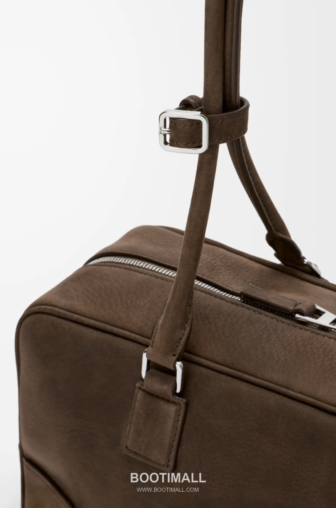 Loewe Amazona Cropped Shiny Calfskin Bowling Bag 06261298 로에베 아마조나 크롭드 샤이니 카프스킨 보스턴백 30.5cm 27